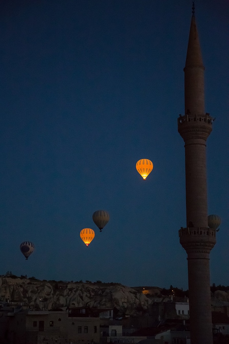 Il decollo prima dell'alba