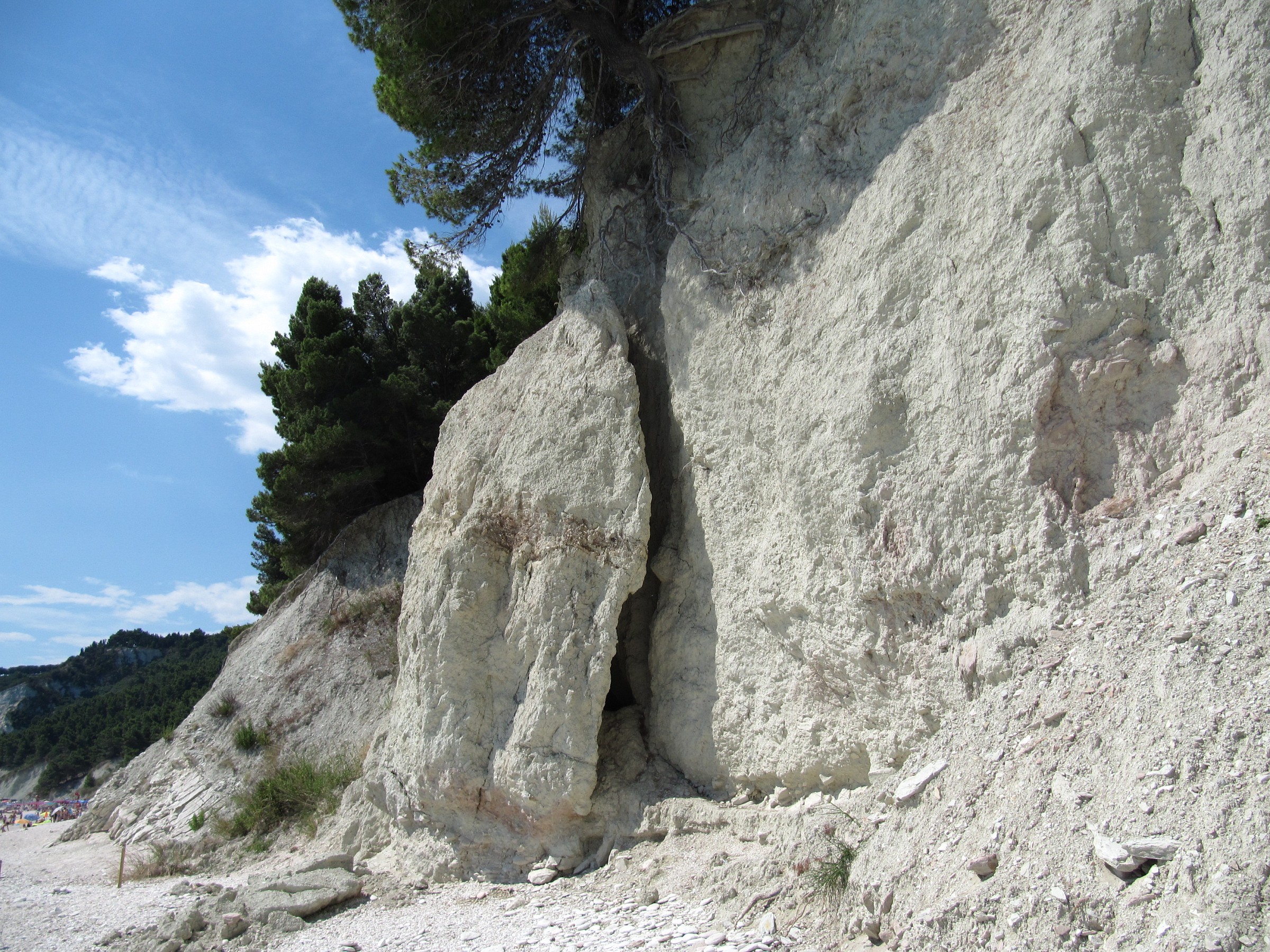 Sirolo , Conero                        Sirolo 2