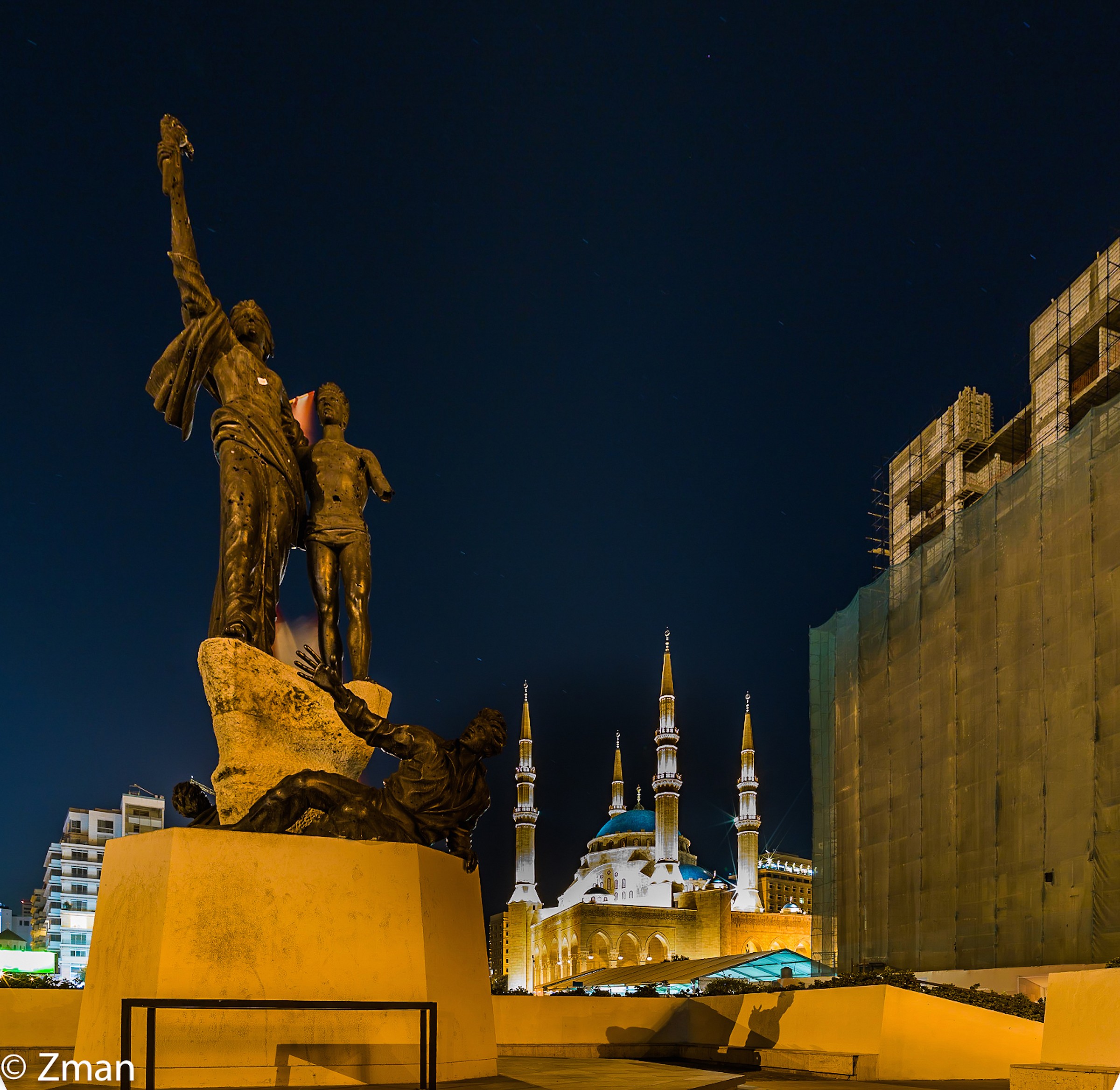 Mohamed Alamine Moschea e Statua dei martiri