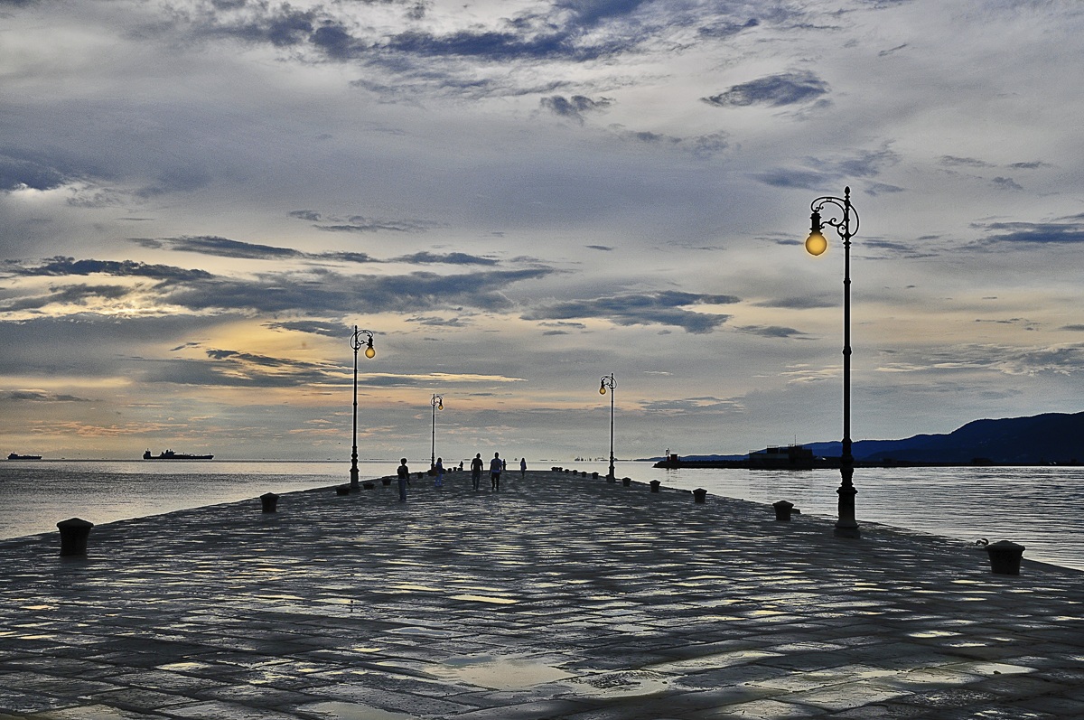 ombre sul molo audace