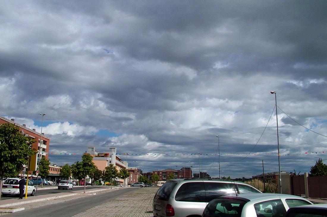 Il cielo sopra Roma, settembre 2004.
