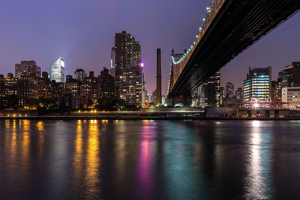 bridge to Roosevelt Island