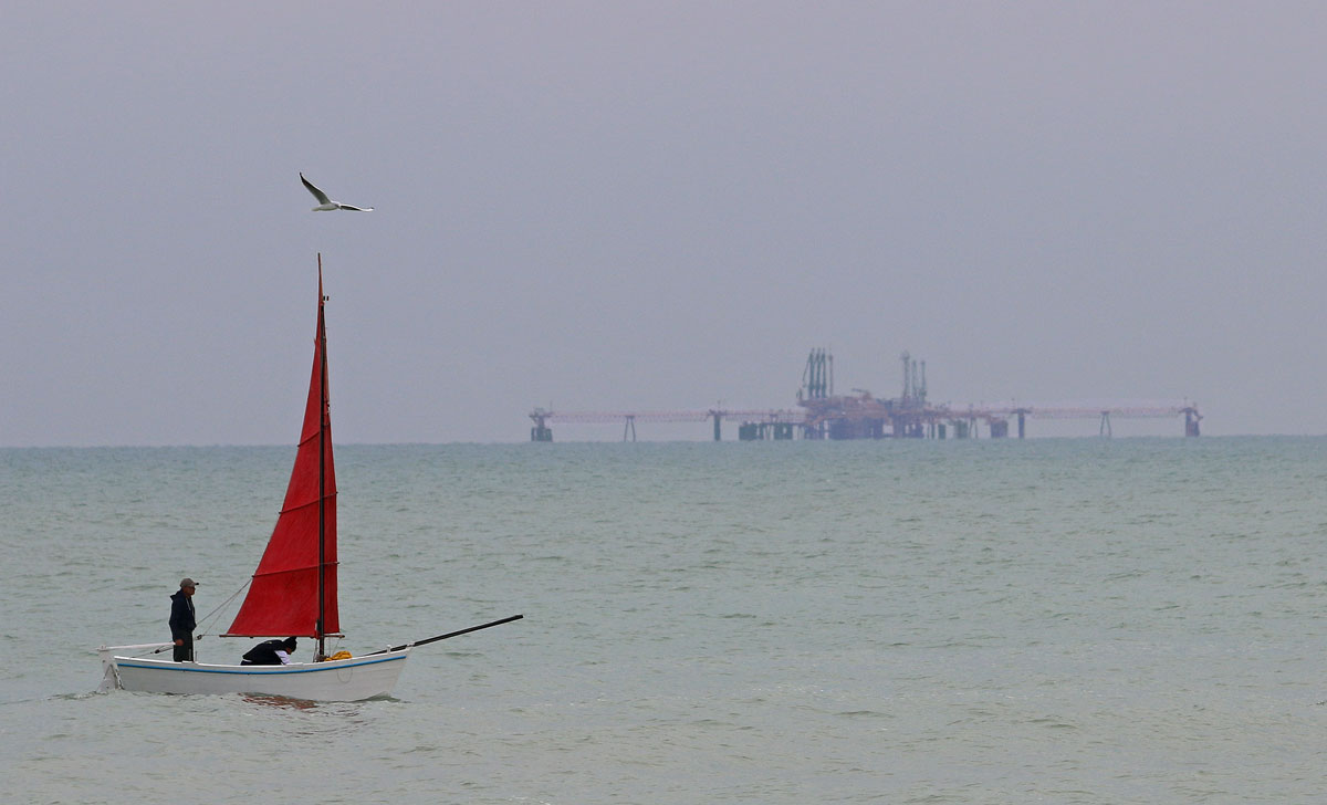 Guidaci Lontano Dal Mostro