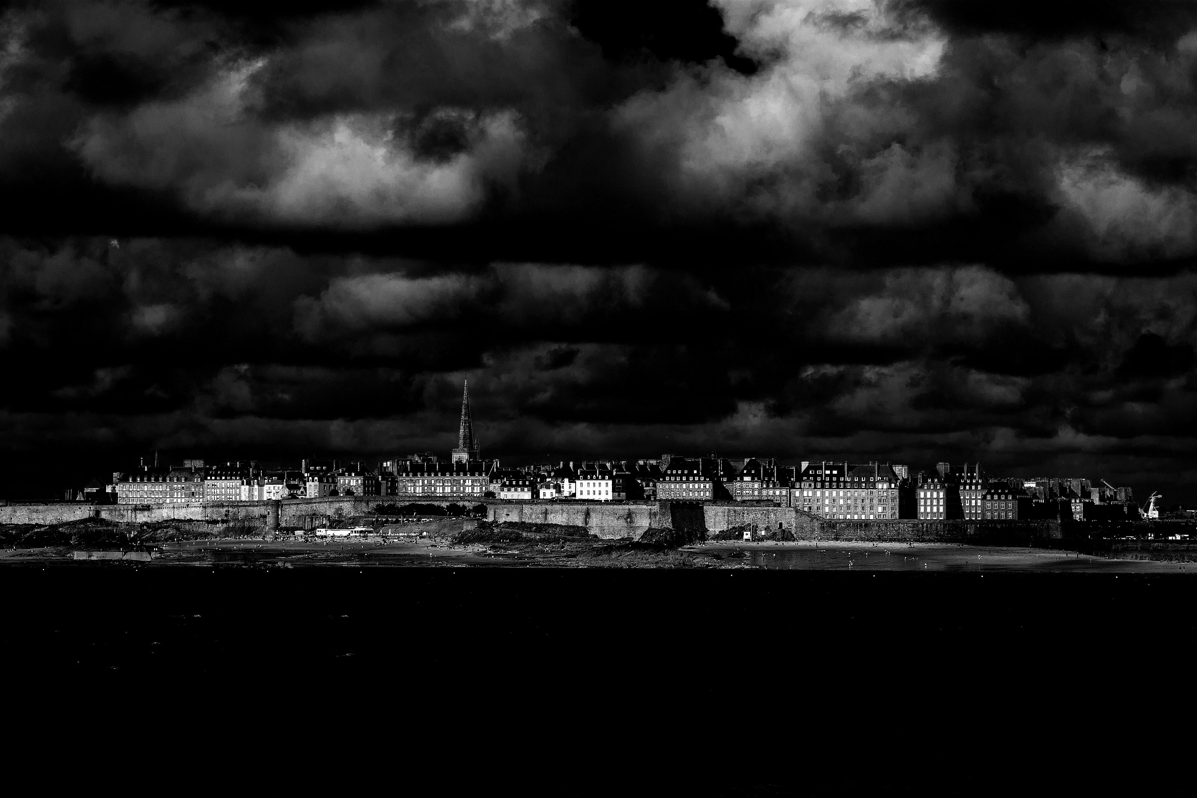 the dark city....................