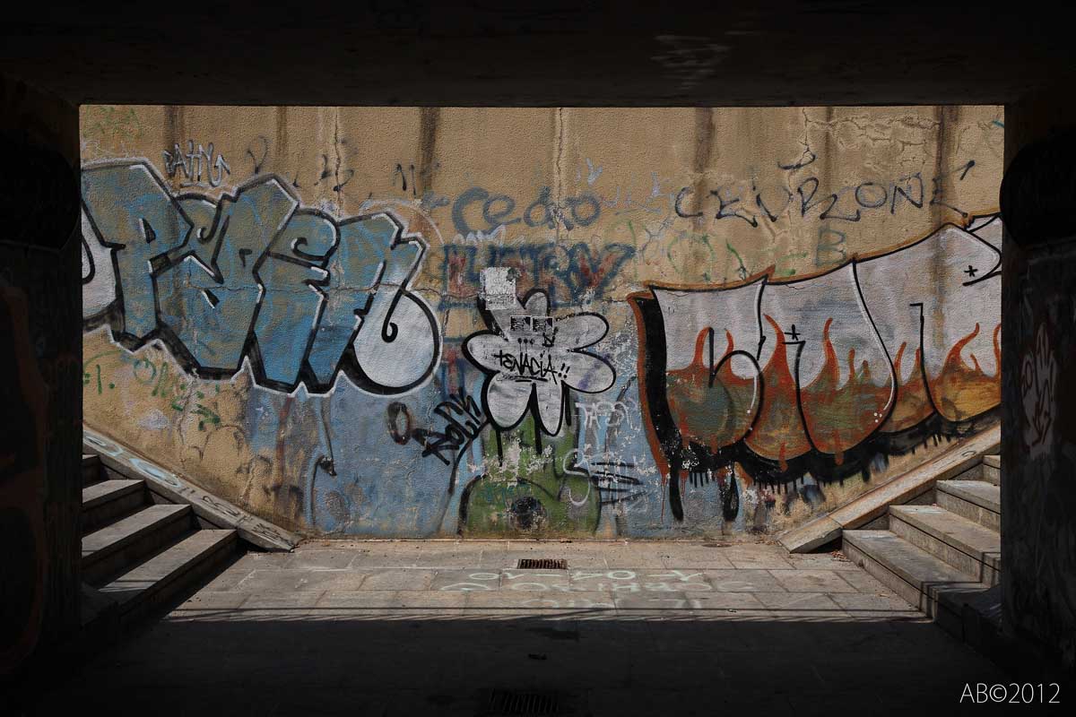 Sottopasso con cornice