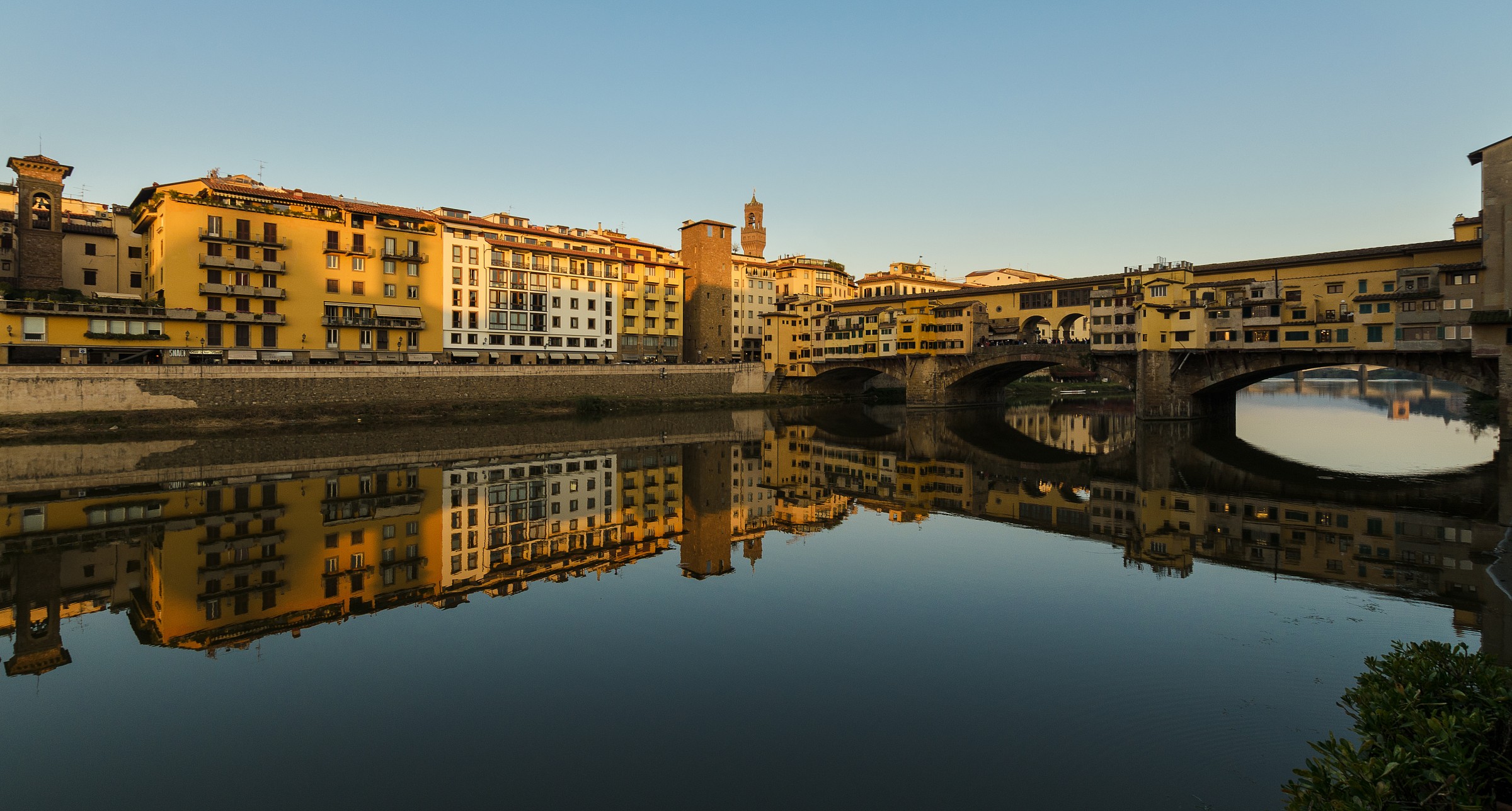 Lungarno Acciaiuoli, Ponte Vecchio - Florence