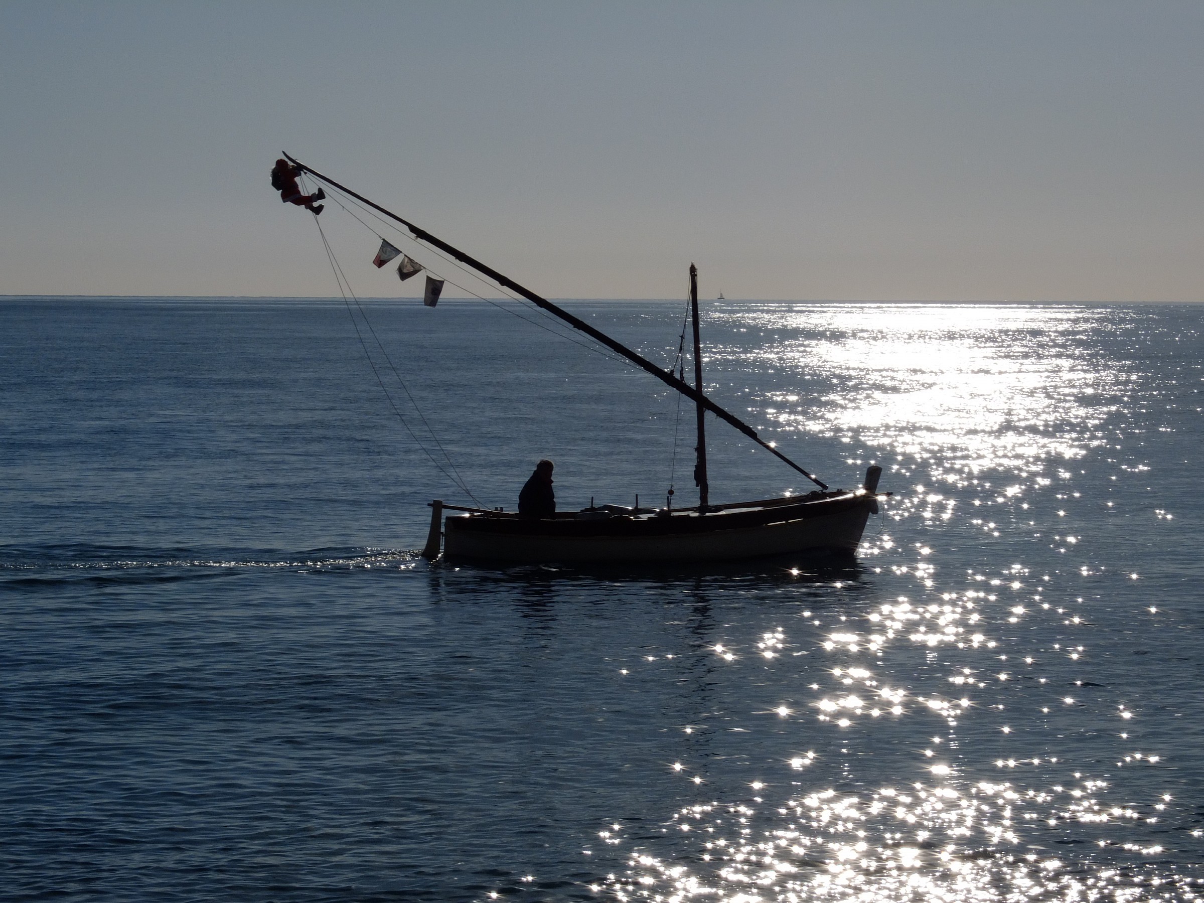 Santa Claus ... masthead