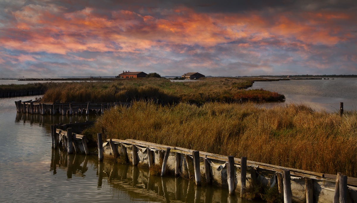 Fishing houses in the valleys of Comacchio