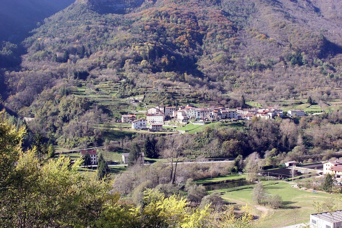 Autumn Valpegara