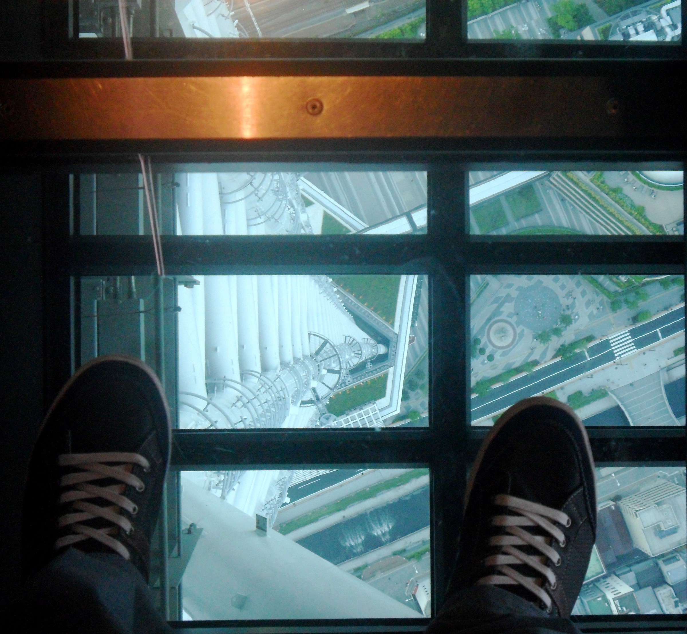 Sensazione di vuoto dallo skytree di Tokyo