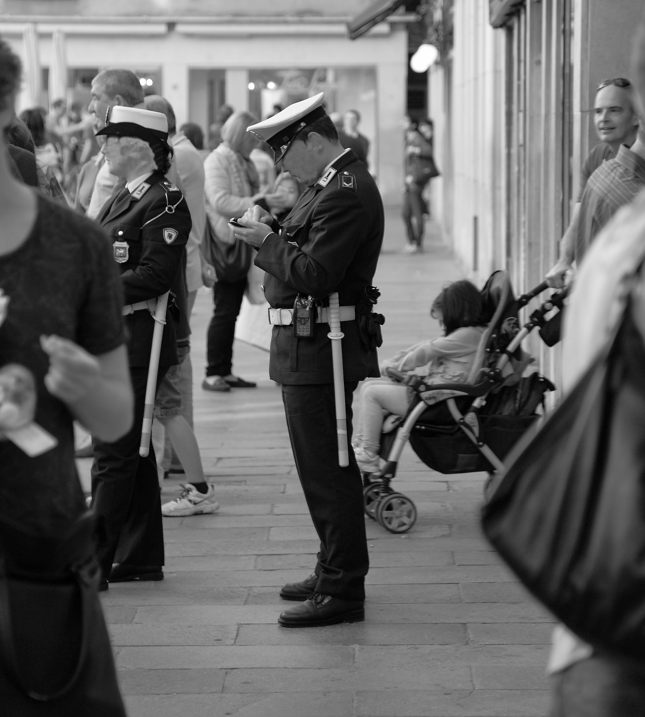 Manganello e cellulare: meno cariche e piu' ricariche!