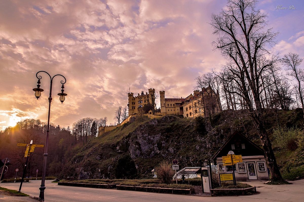 Castello al tramonto