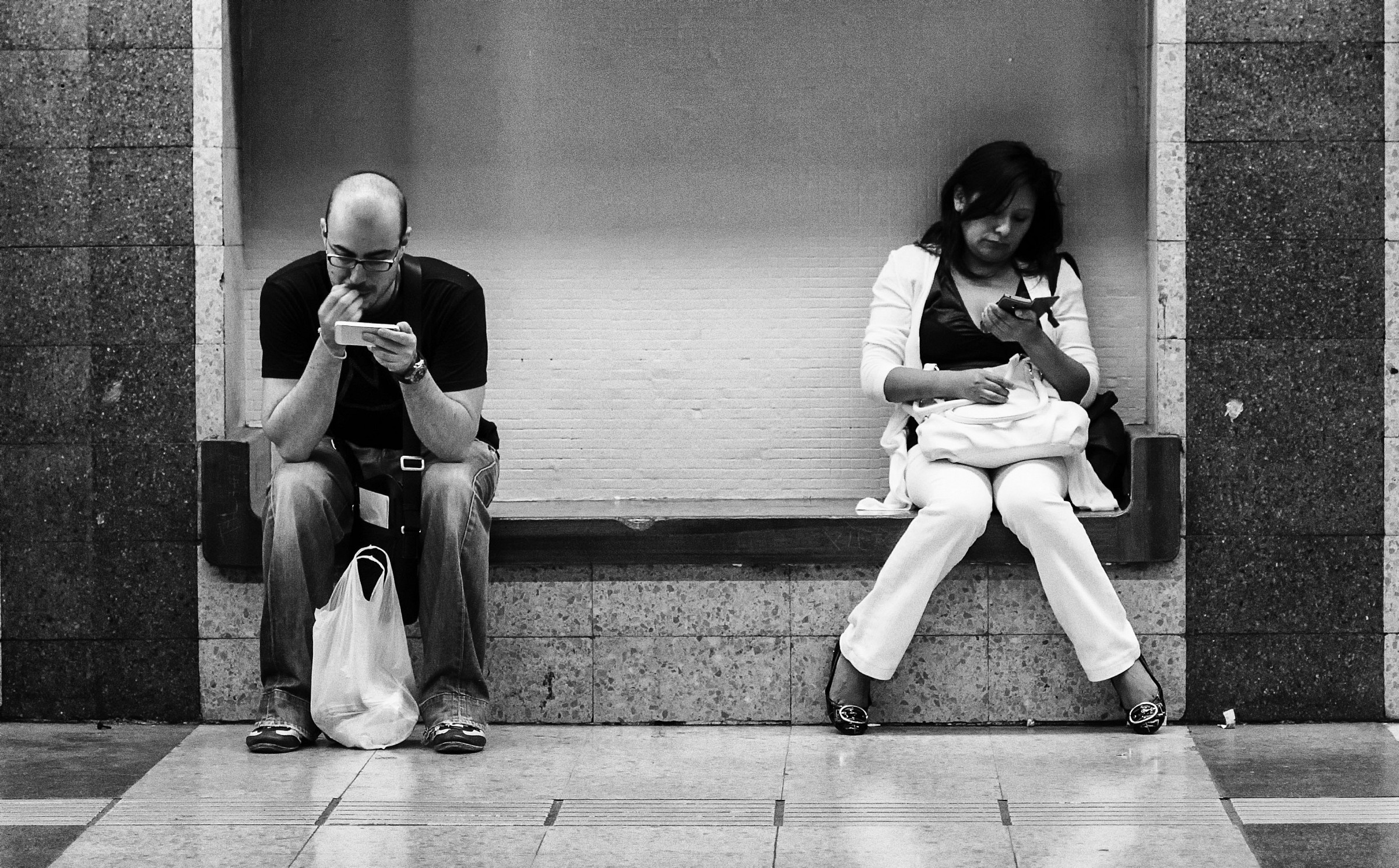 l'attesa del Metrò nomophobia.