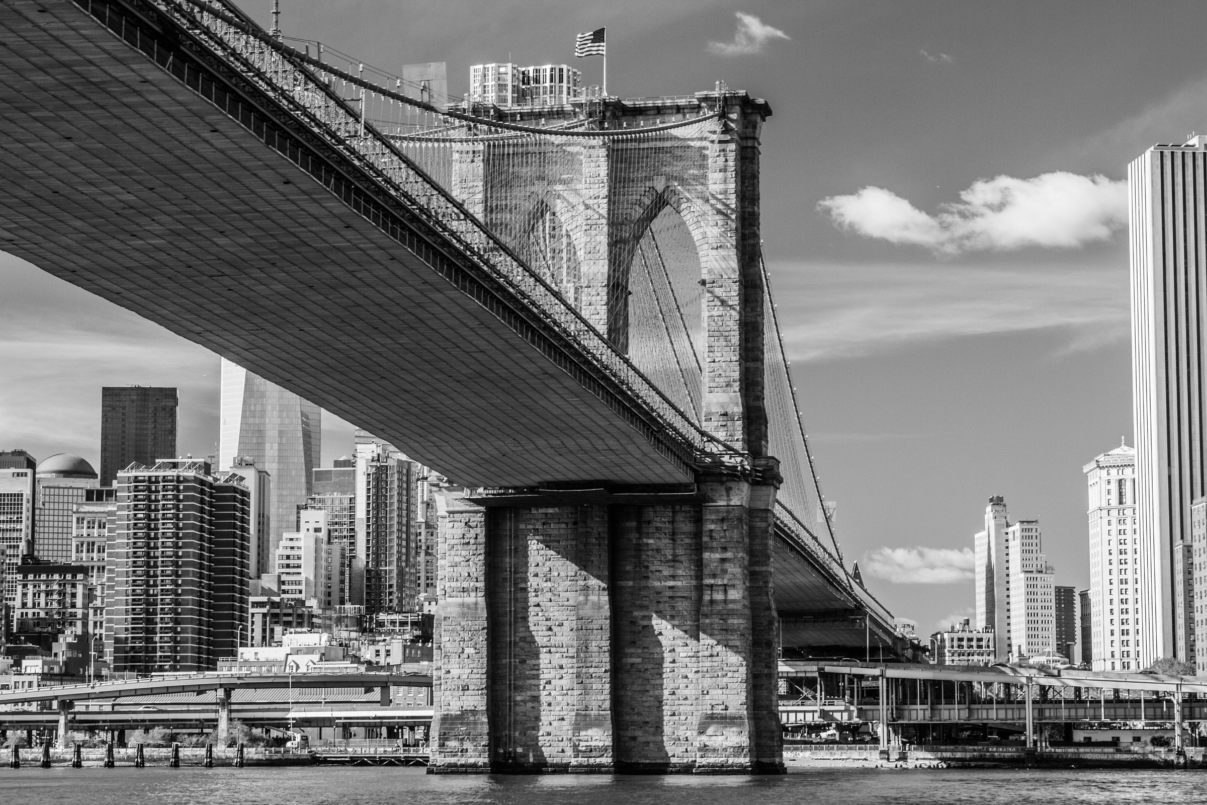 Brooklyn bridge B&W