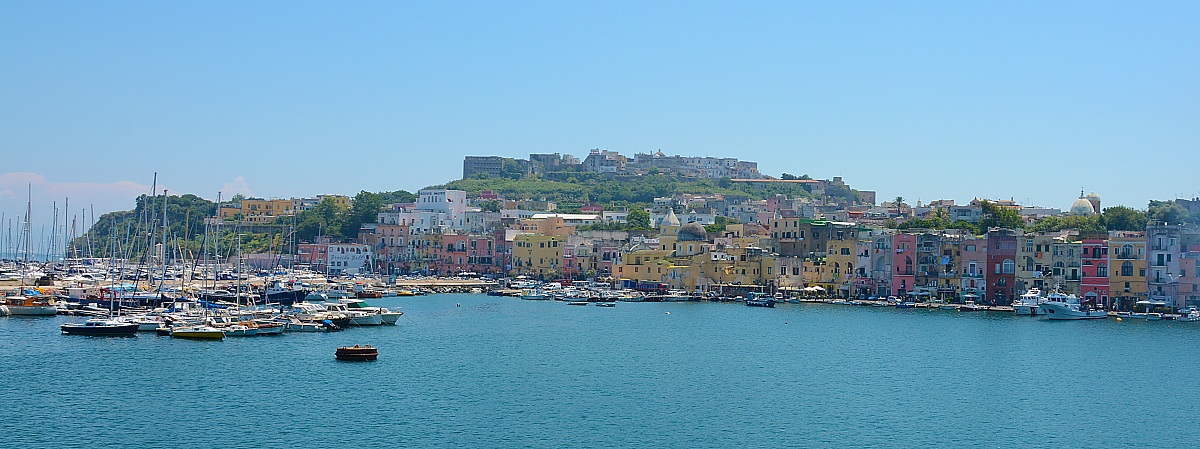 Procida dal Traghetto