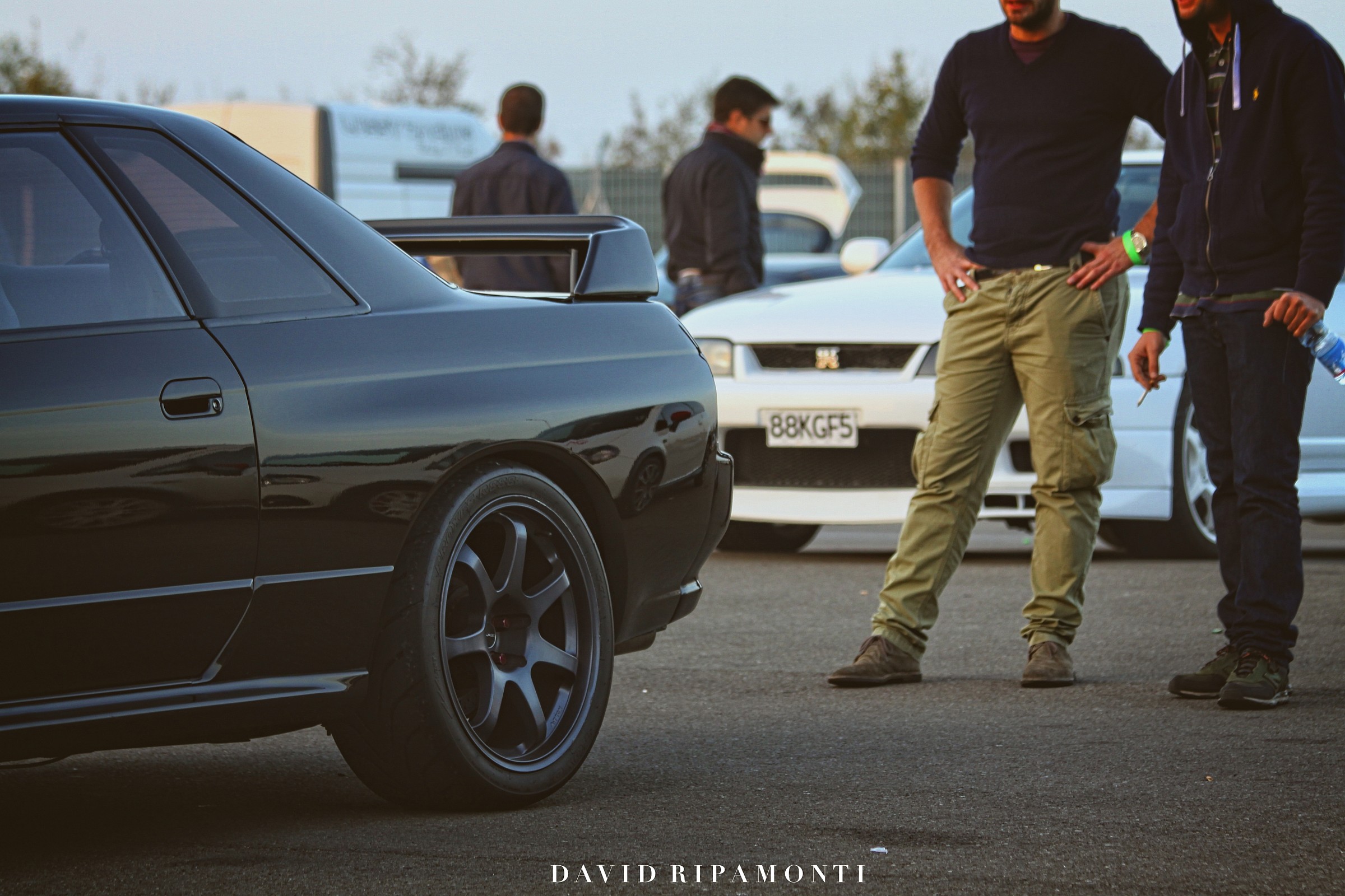 R32 and people