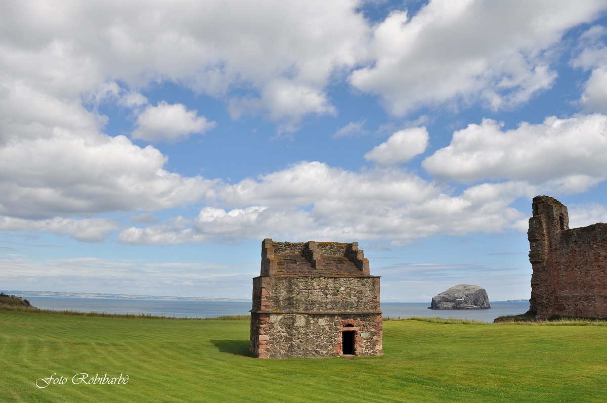 Tantallon castle.....