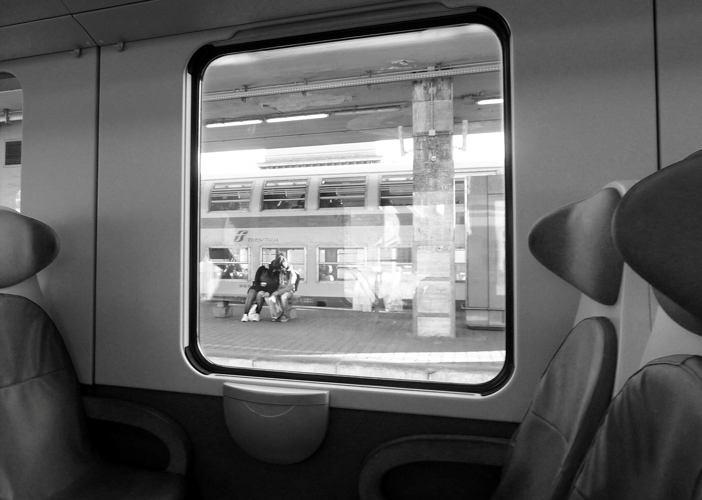 Uno sguardo dal finestrino