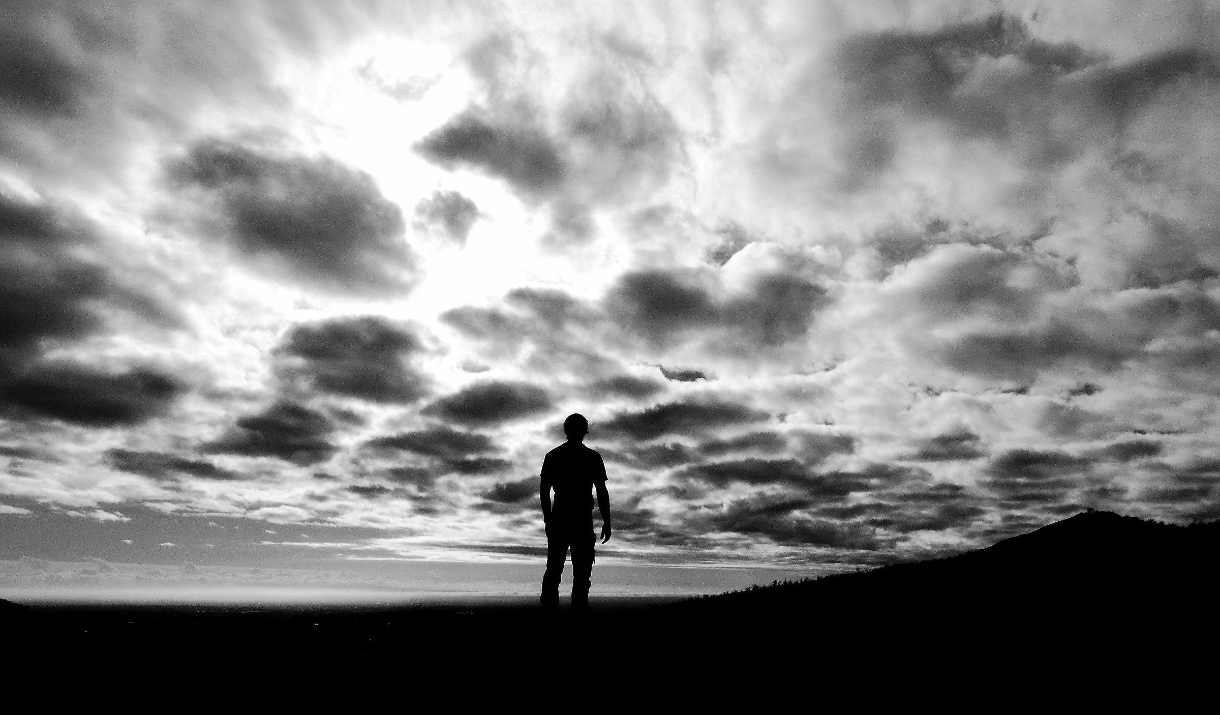 ... Man just before the useless sky ...