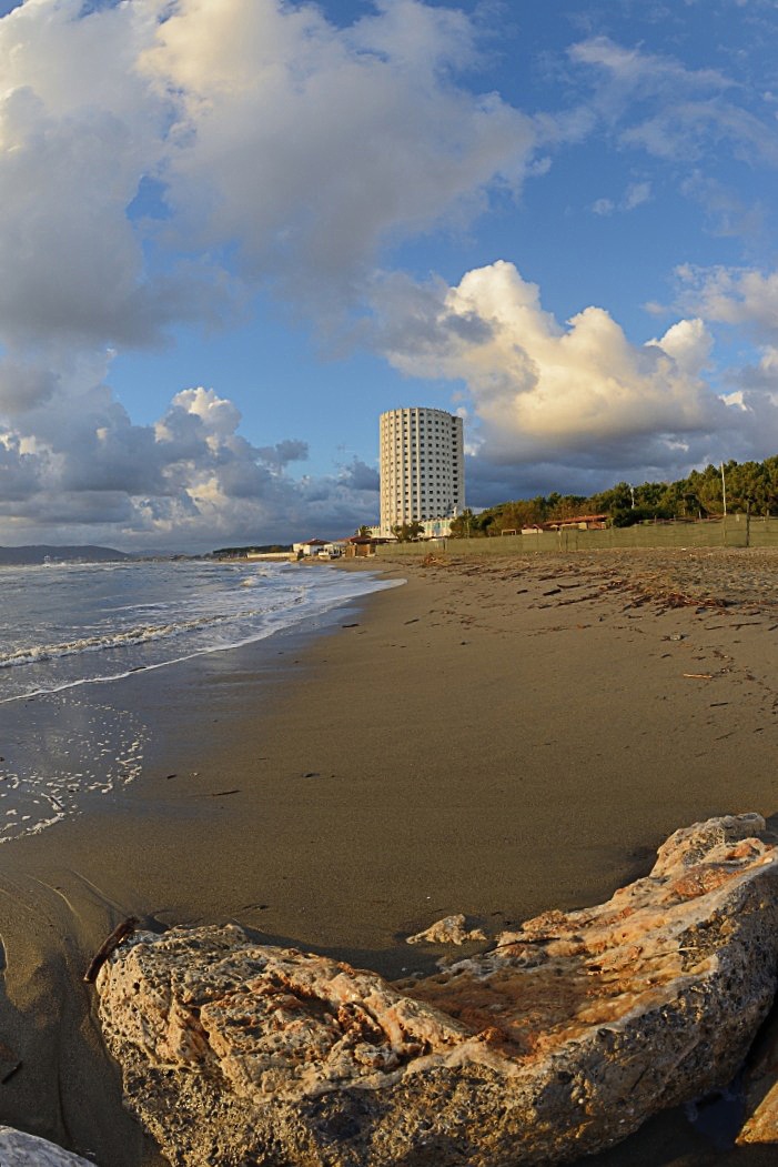 Marina di Massa Fiat Beach Tower