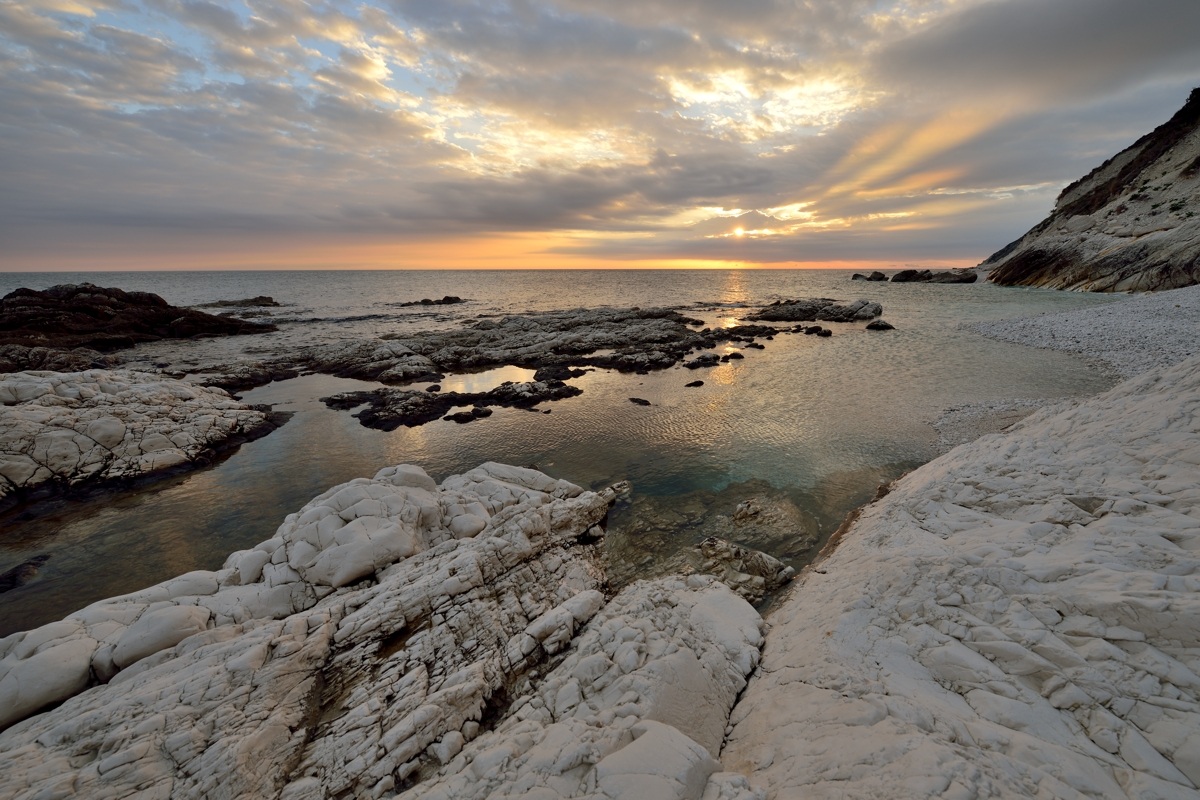 Riviera del Conero sailing