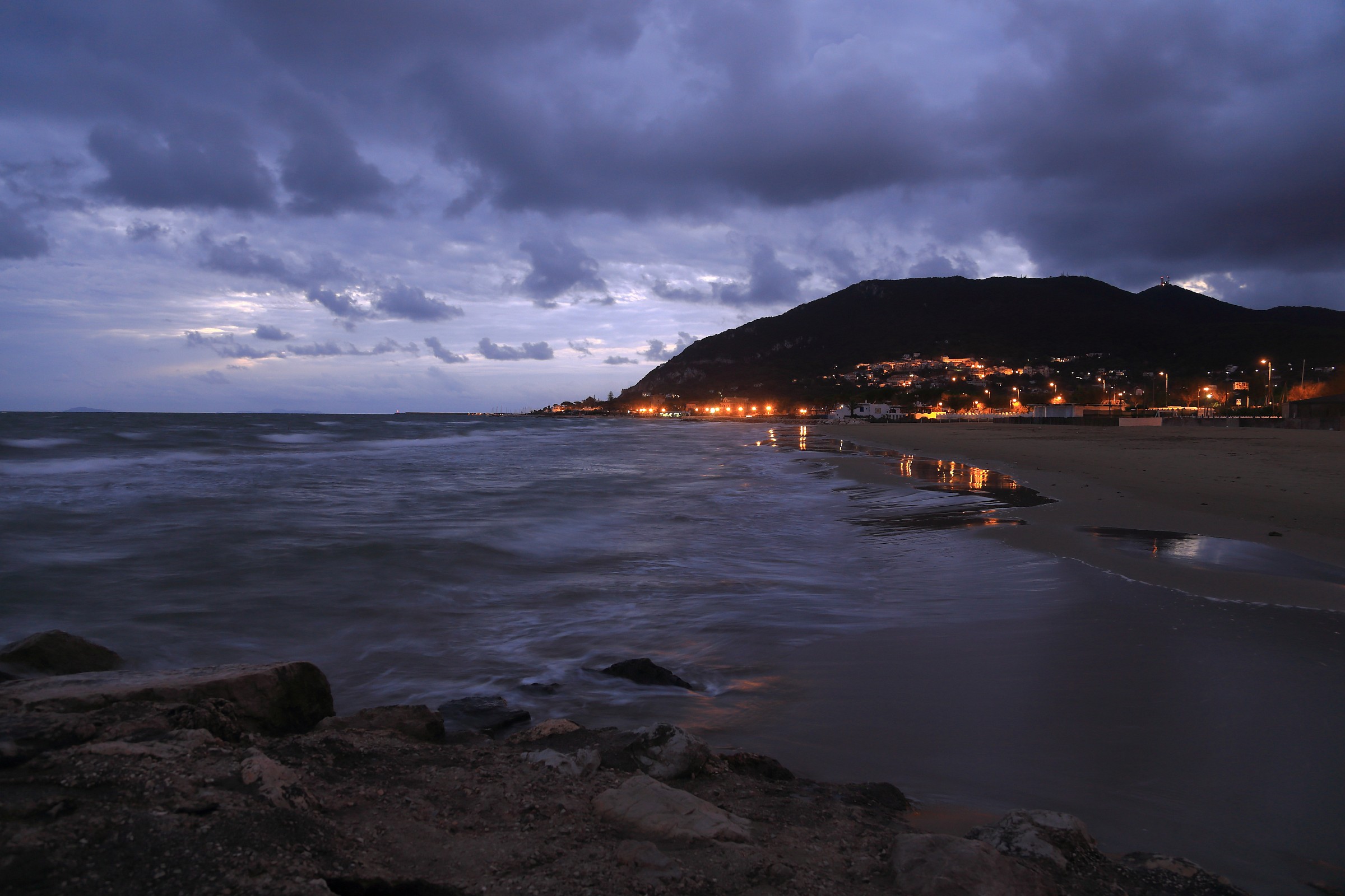 Monte Circeo - The coast at dusk