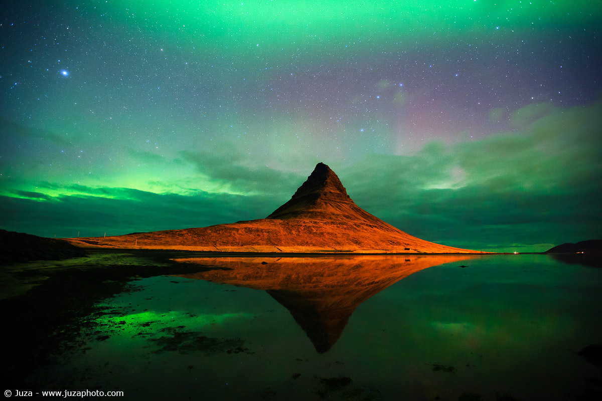 Kirkjufell riflesso