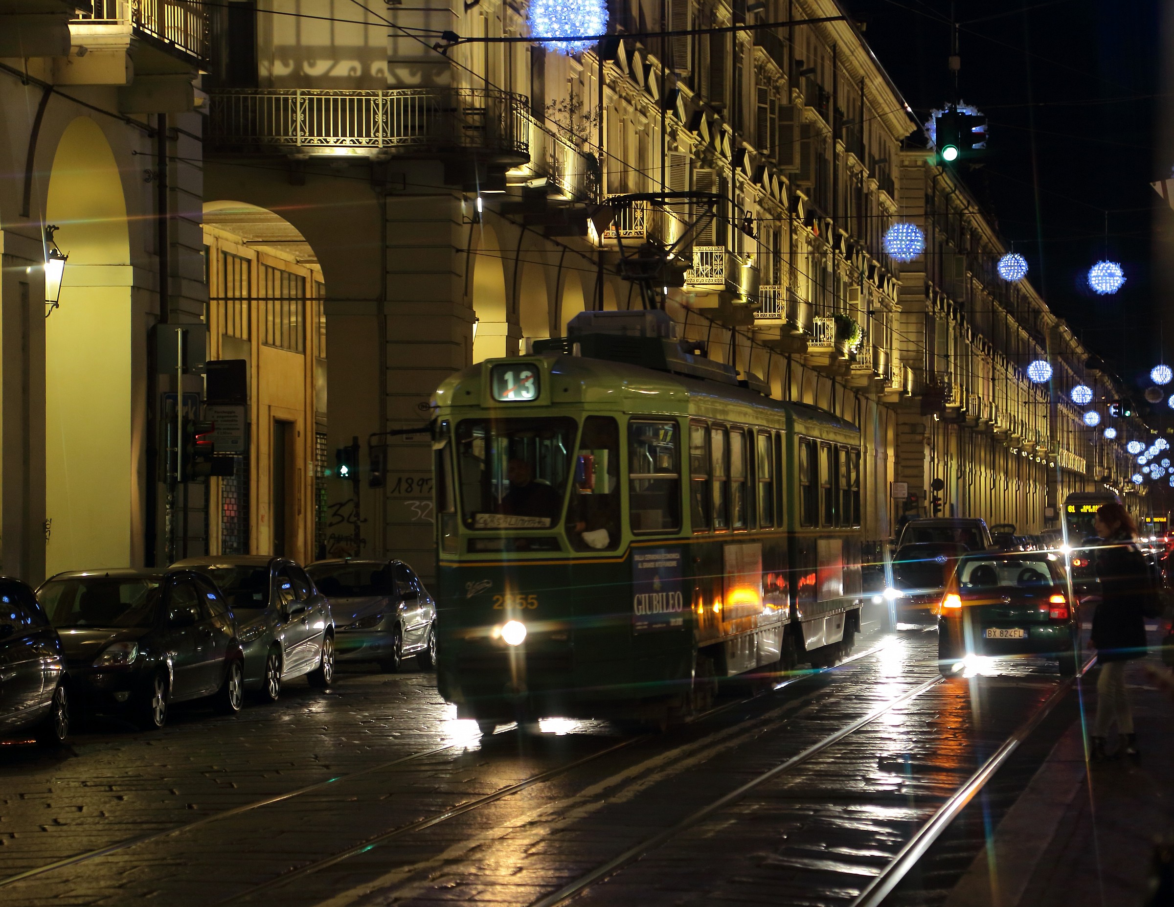 turin tram via po