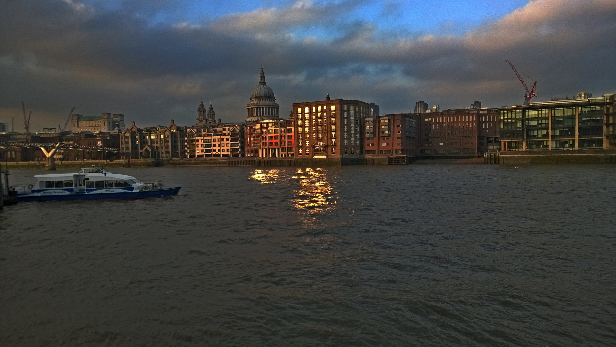 London - Thames
