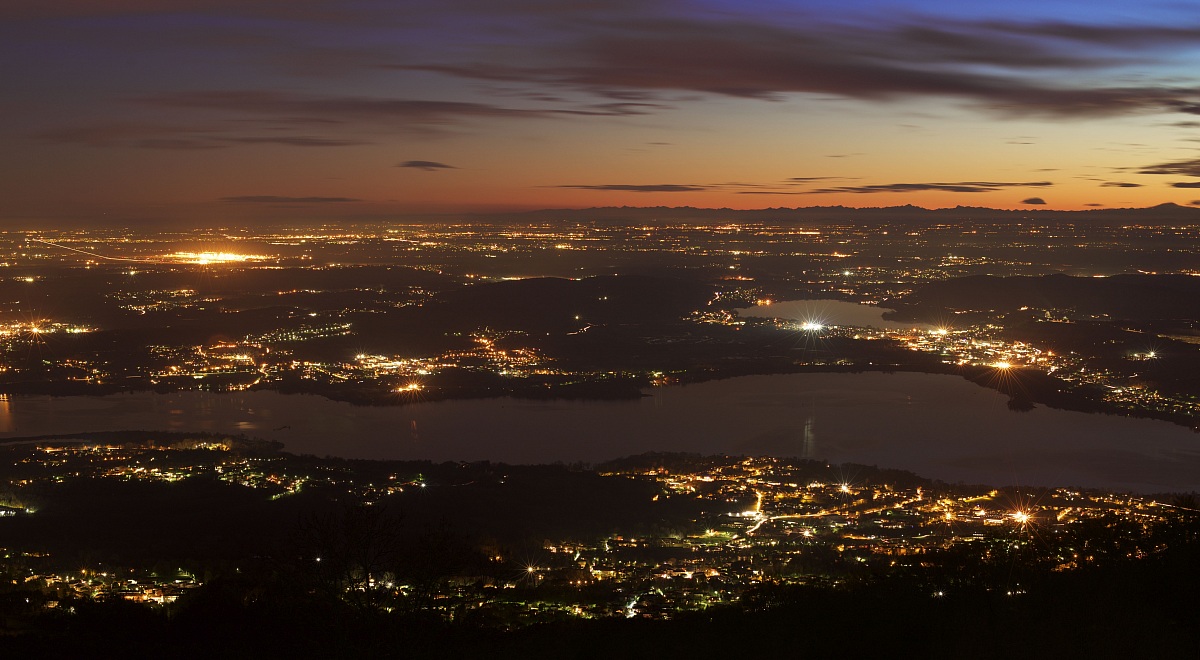 Lake Varese at sunset