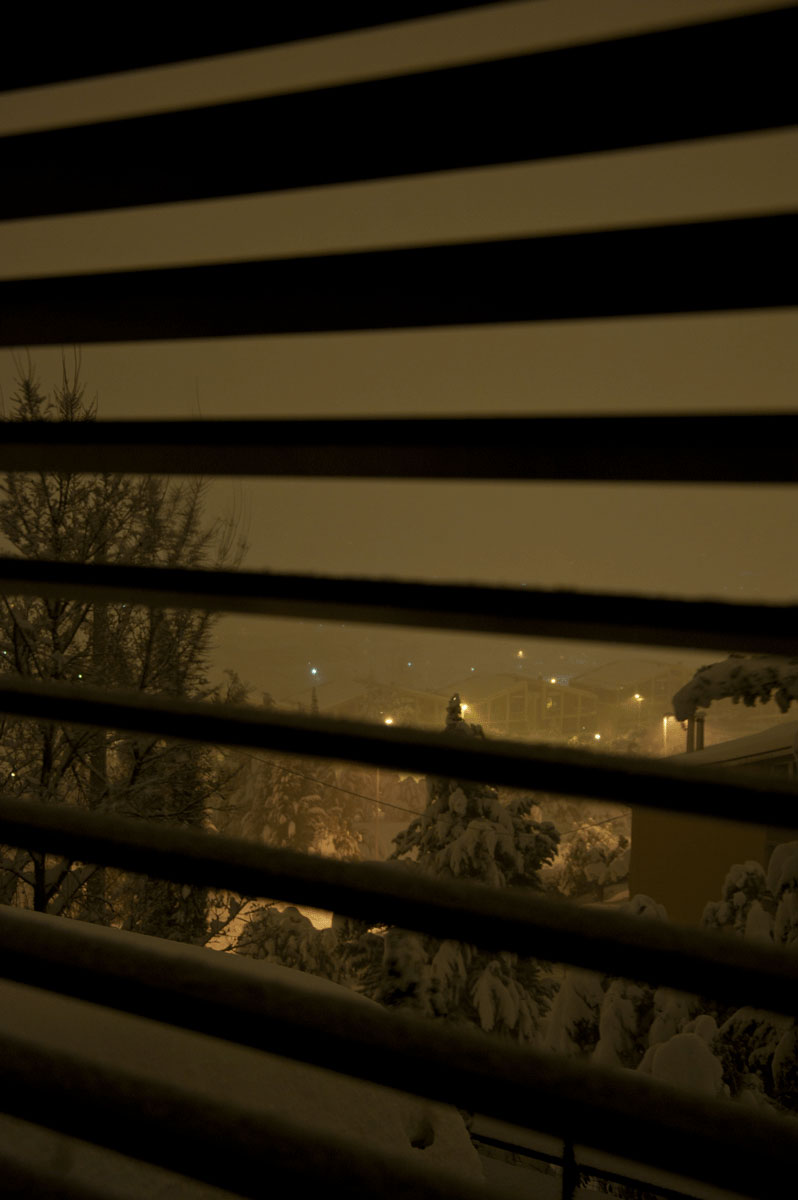 Neve dalla finestra