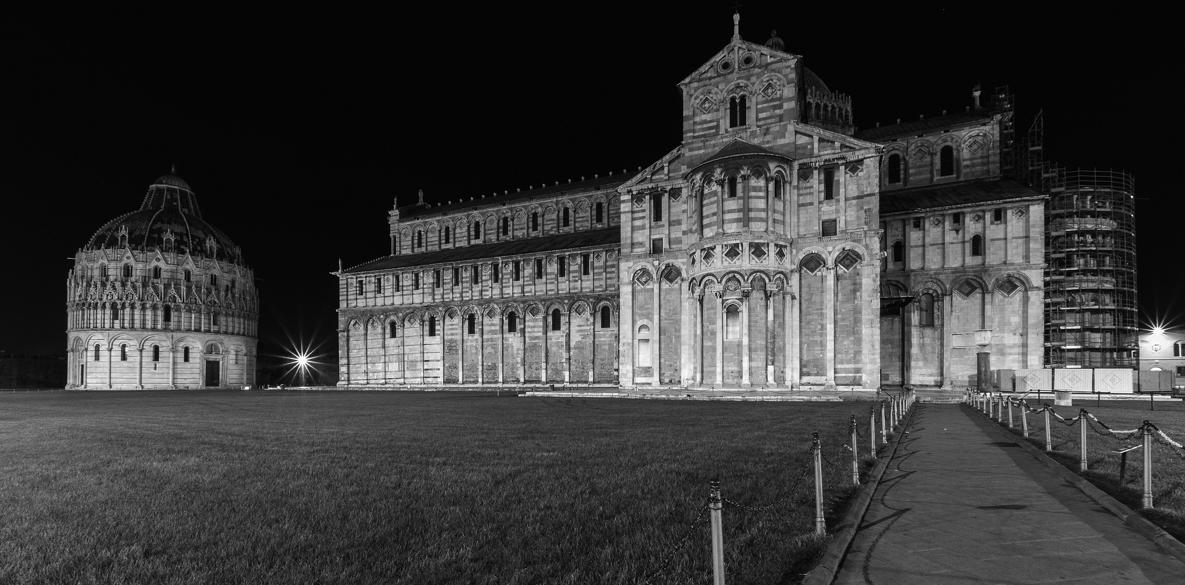 Piazza dei Miracoli - Pisa
