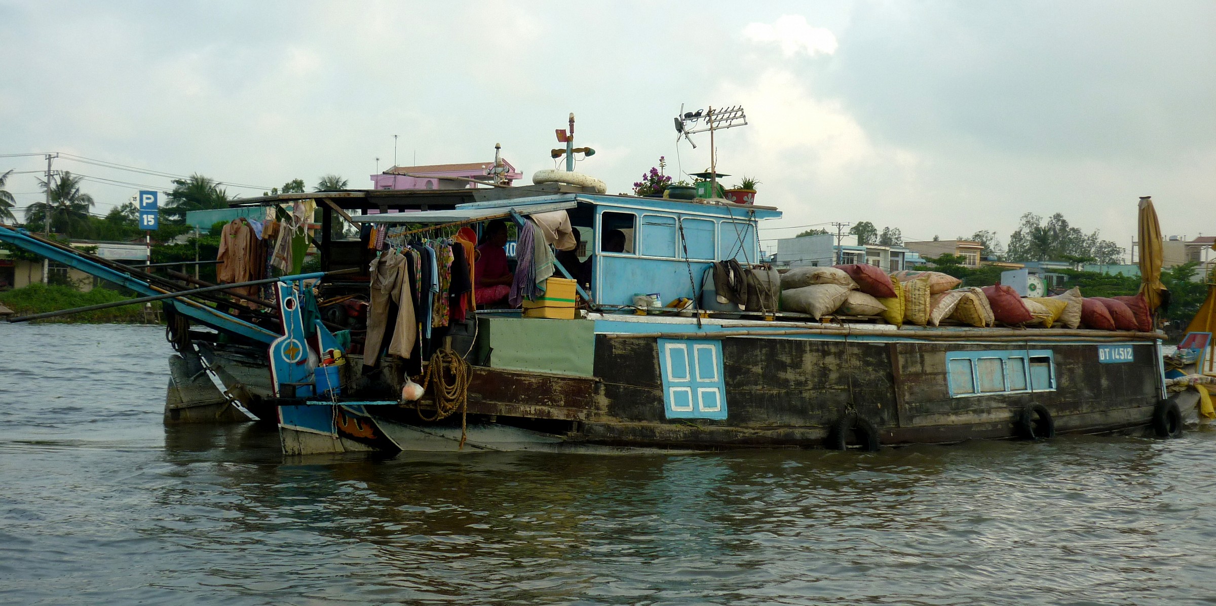 Tutta la vita in una barca