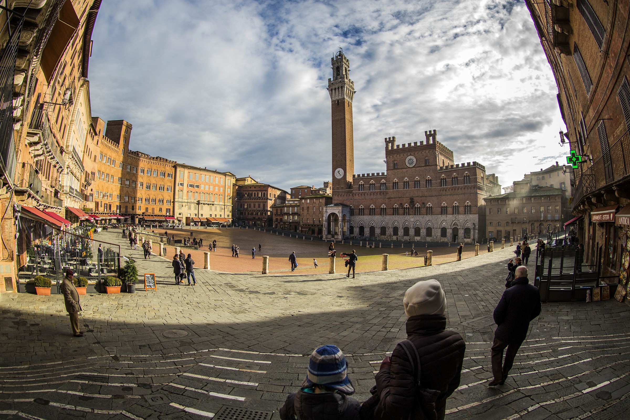 Looking at the Piazza del Campo