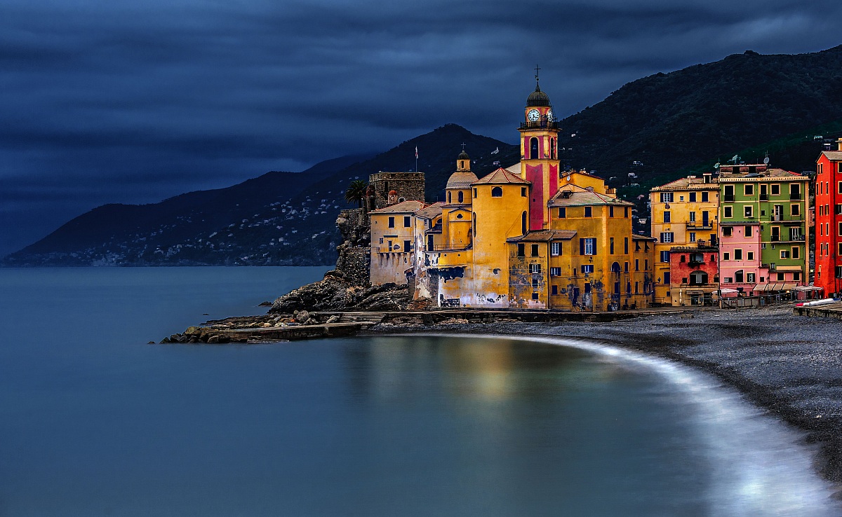 Camogli and a little 'blue.