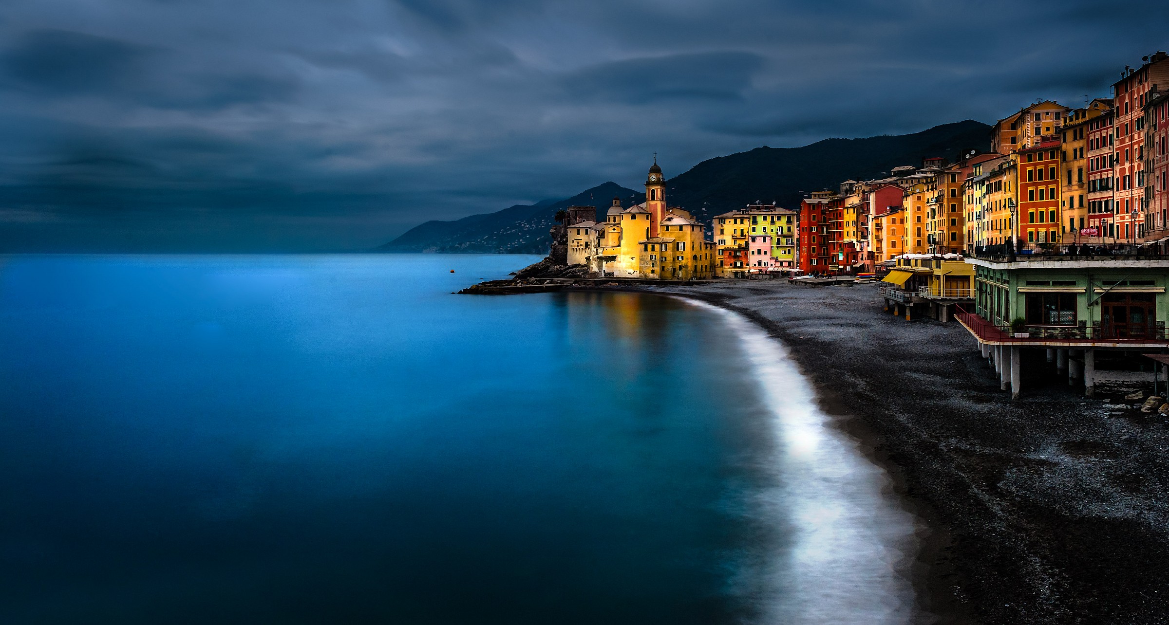 Now Blue Camogli