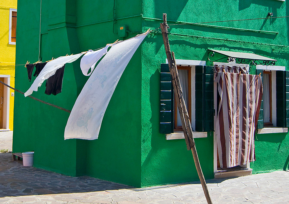 Burano: panni tesi