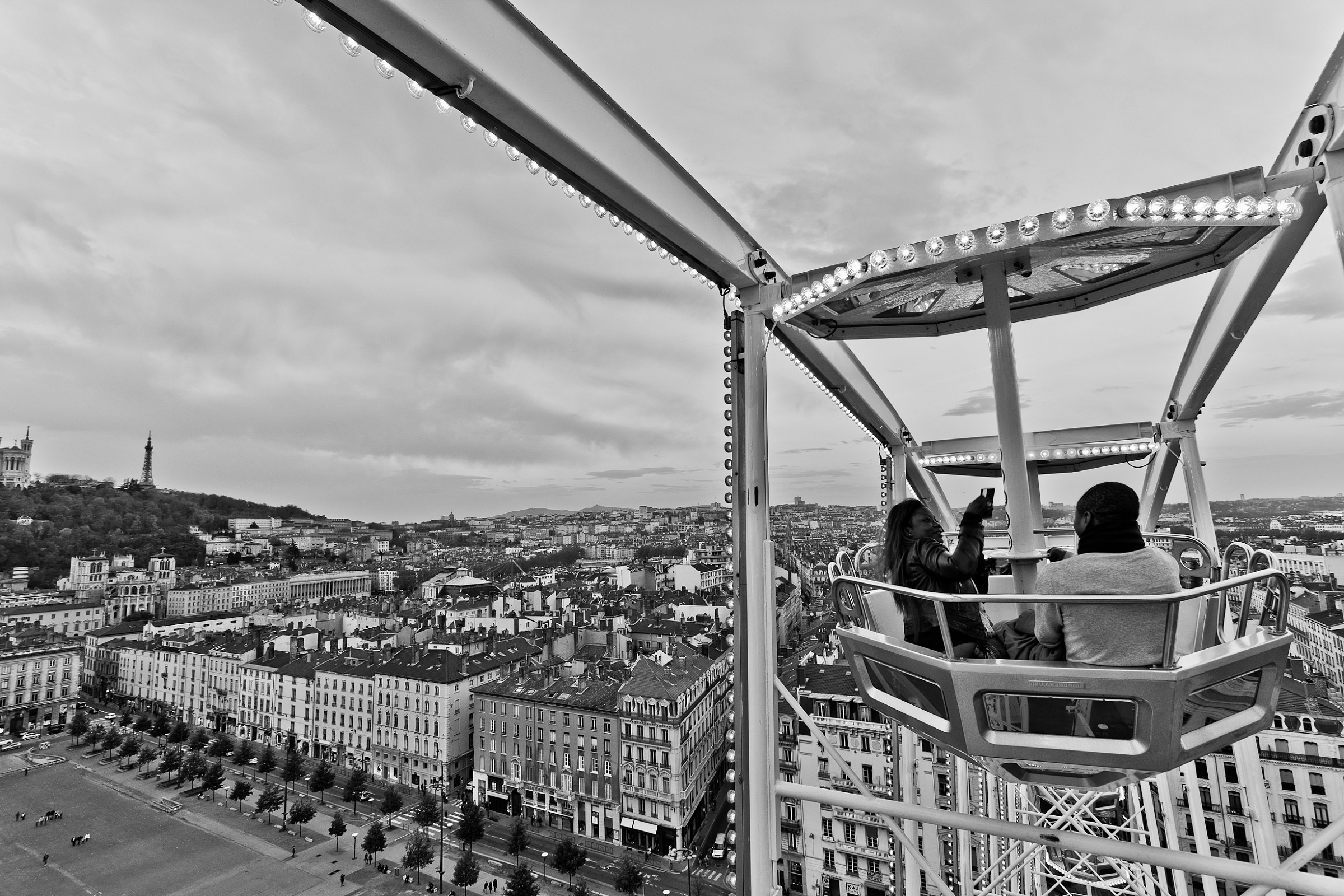 A ride on the Ferris wheel