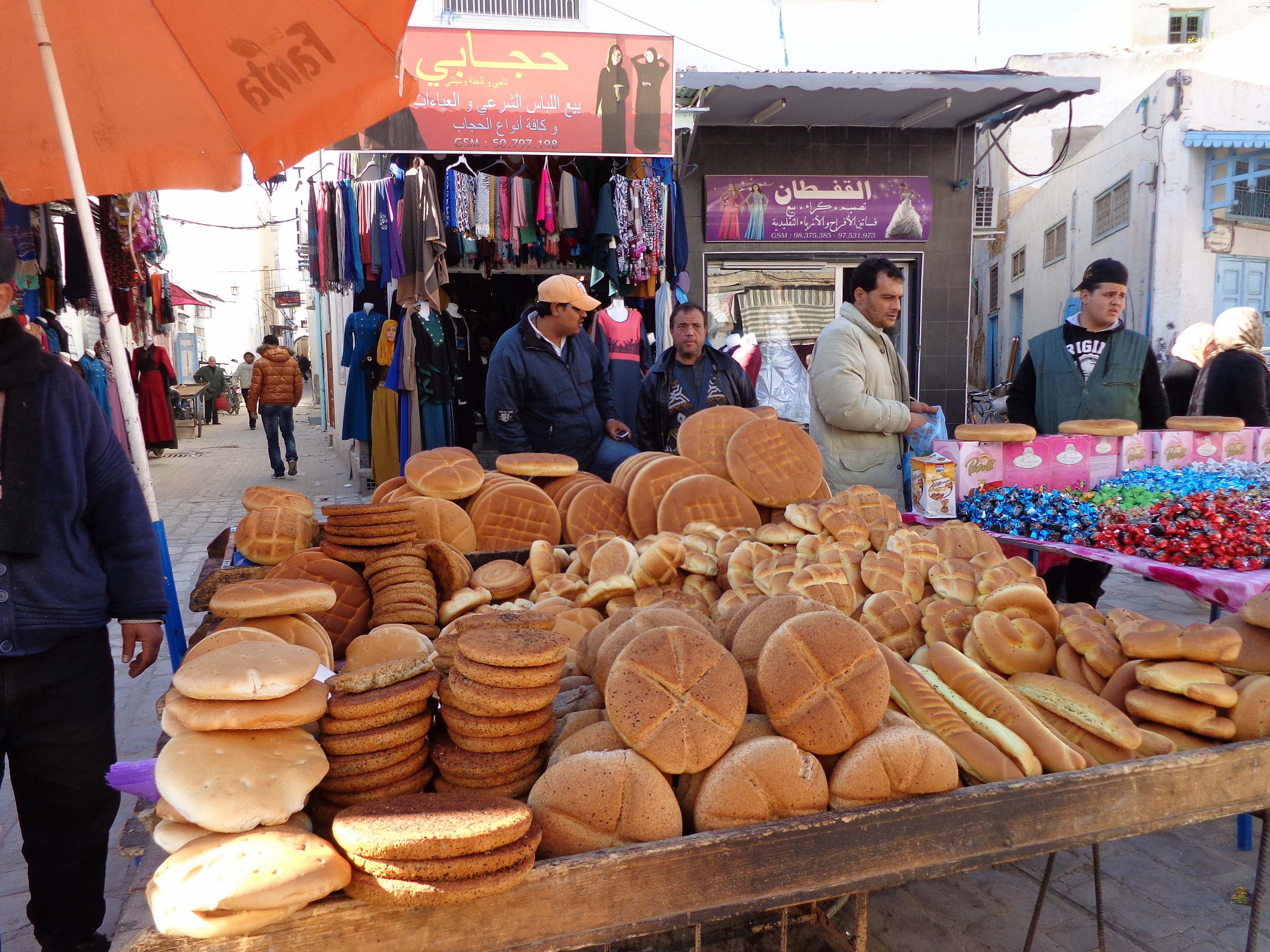 A passeggio per le vie di Kairouan: il vero pane arabo