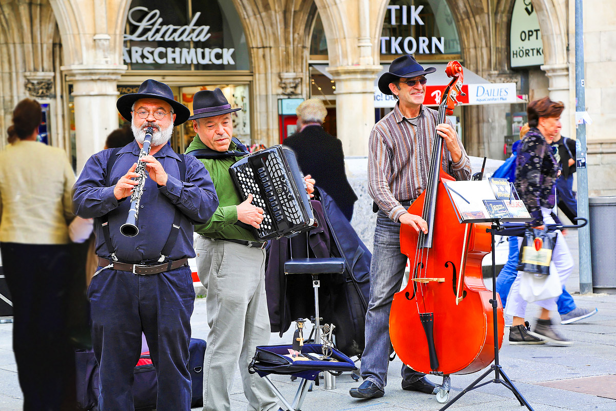 the three musicians in Mnchen