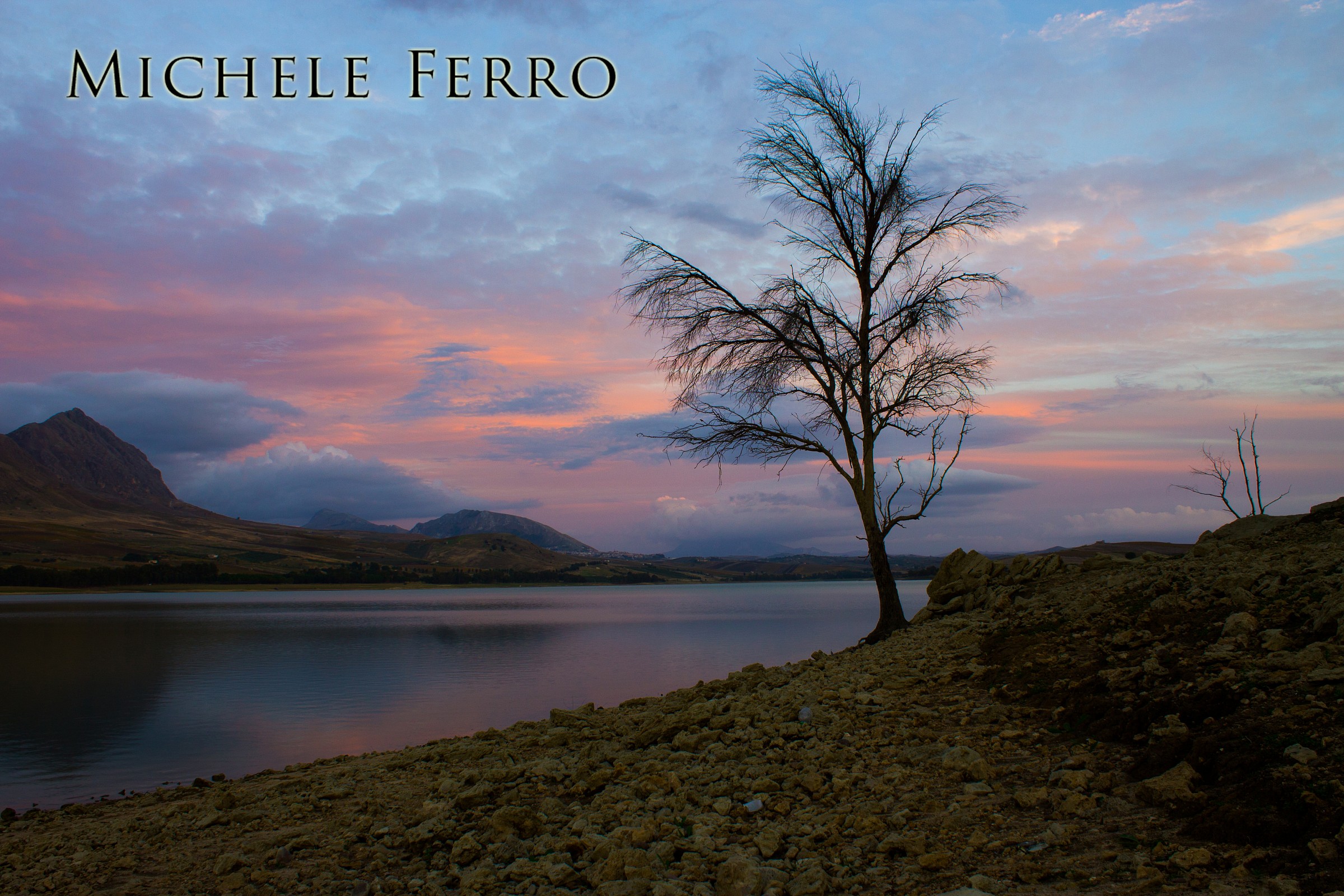 Lago Poma al tramonto
