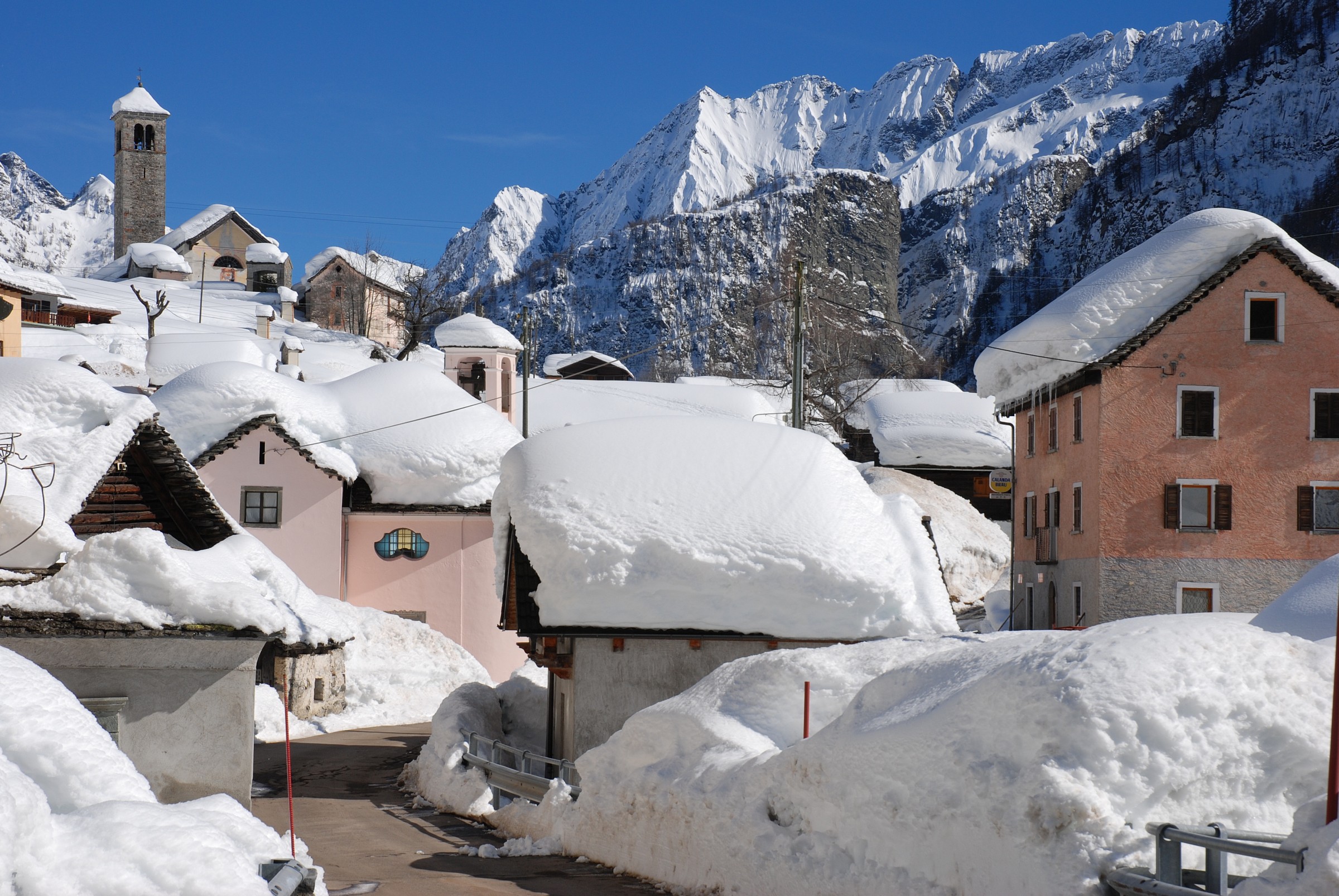 Campo Vallemaggia under the snow