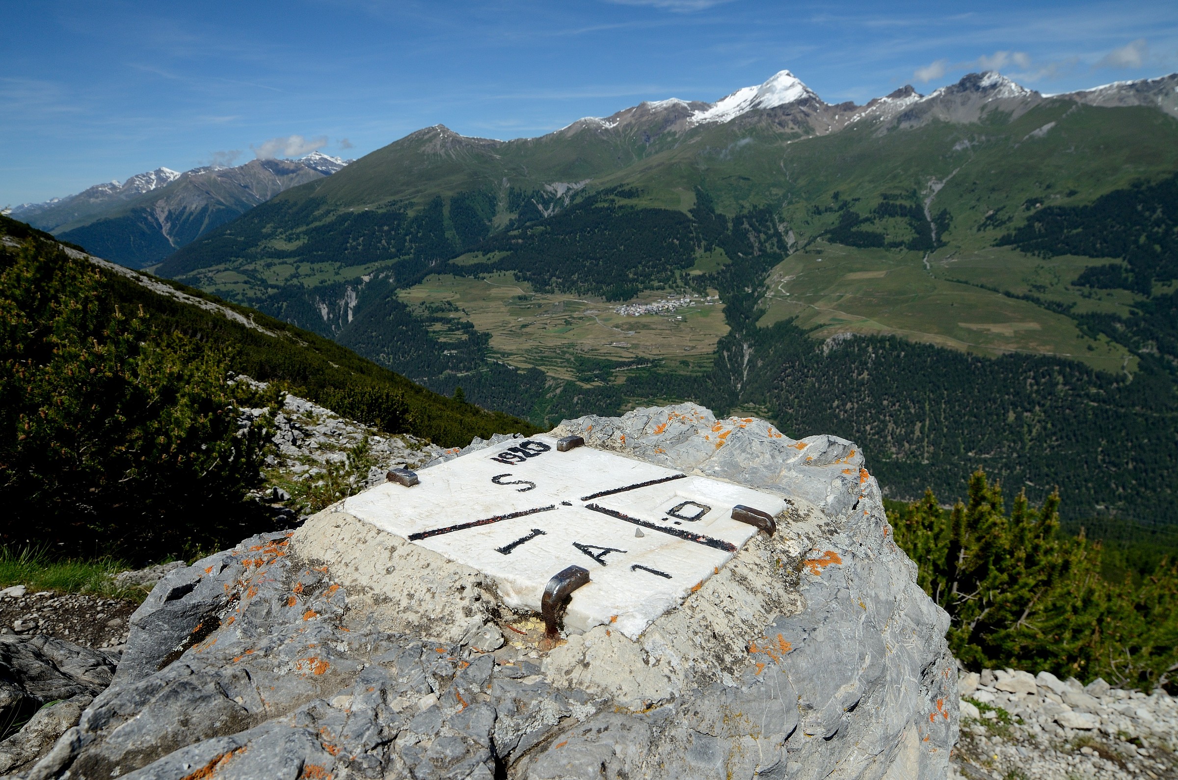 Cippo dei Tre Confini