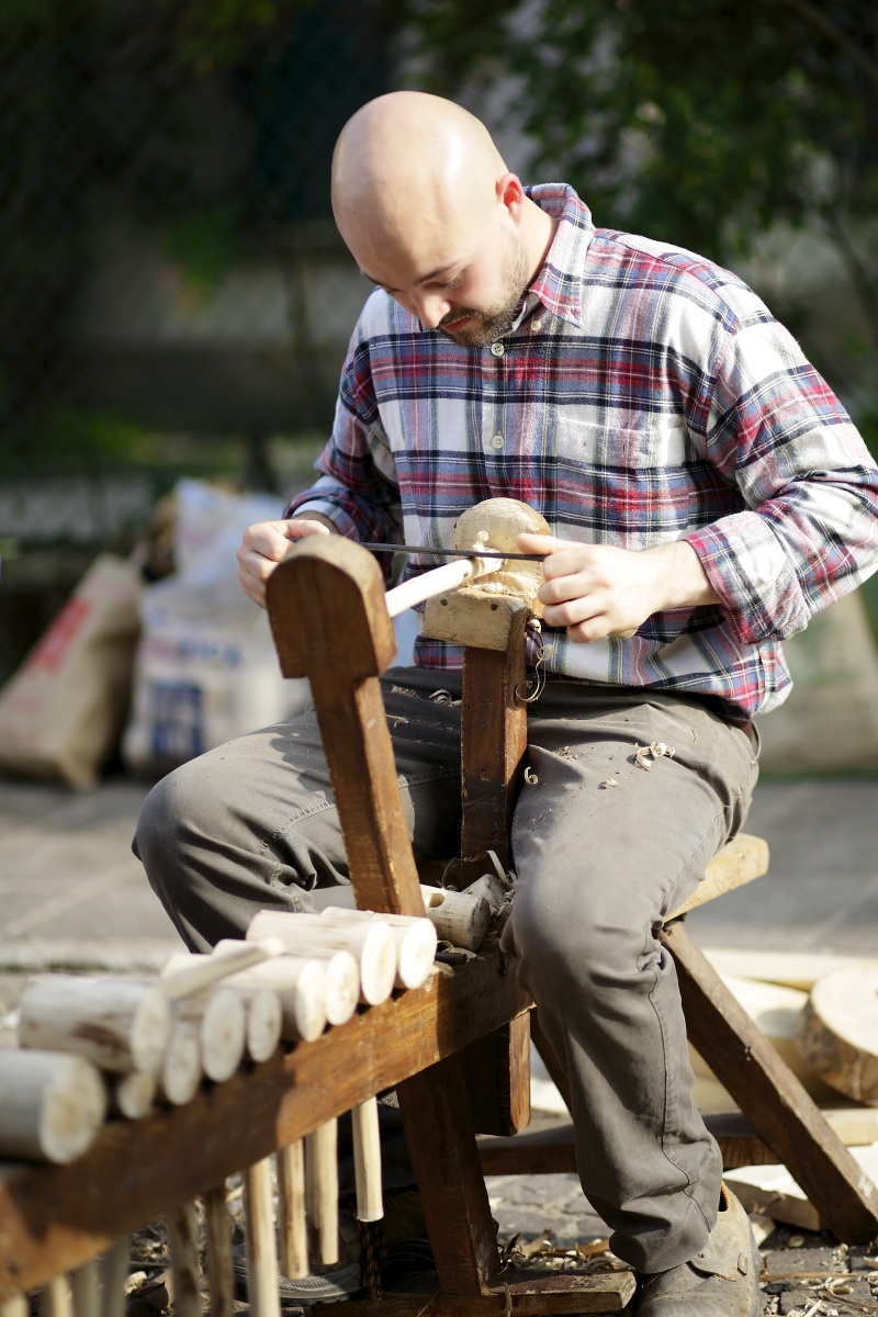 working with the knife to two hands