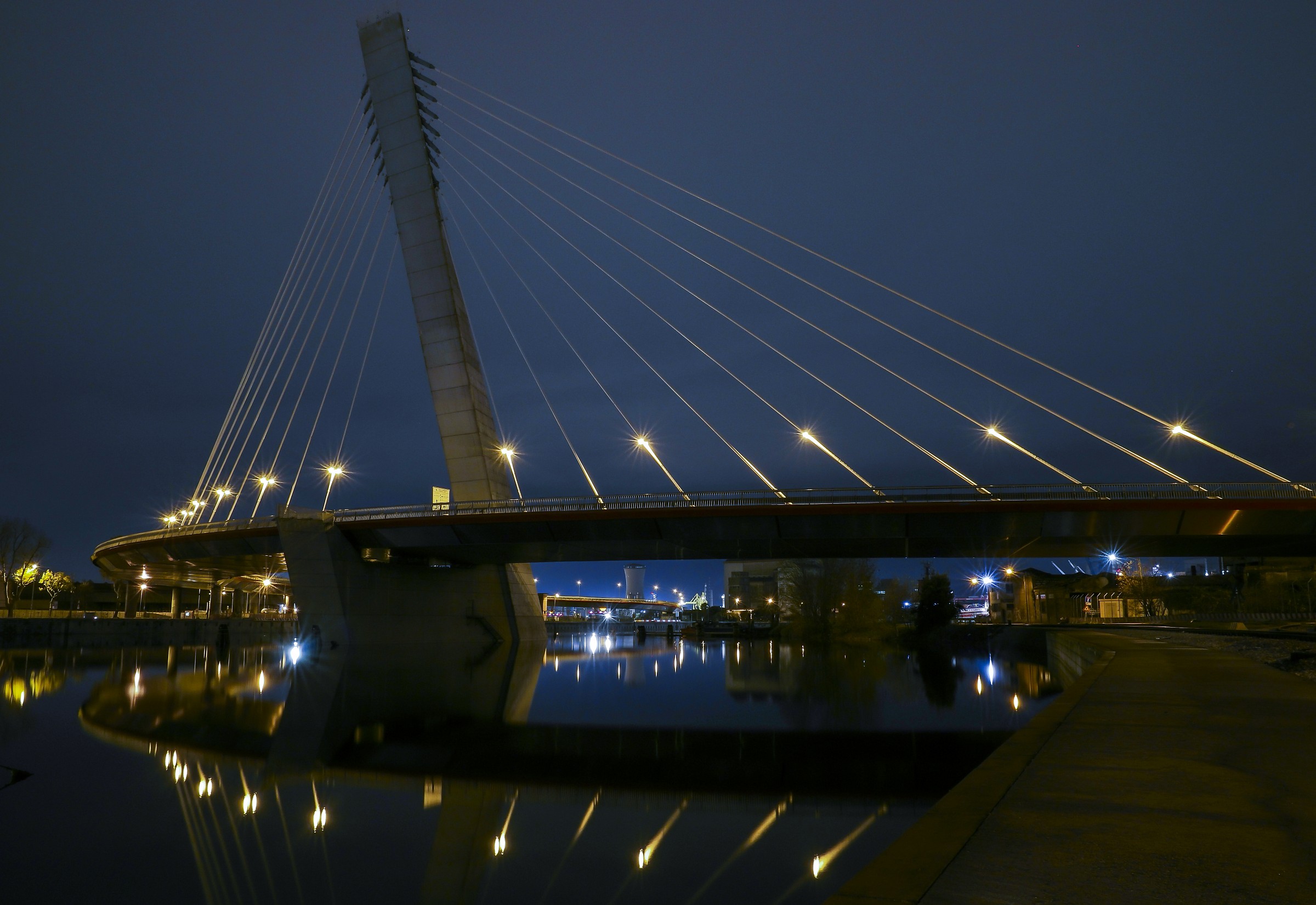 Porto Marghera by night