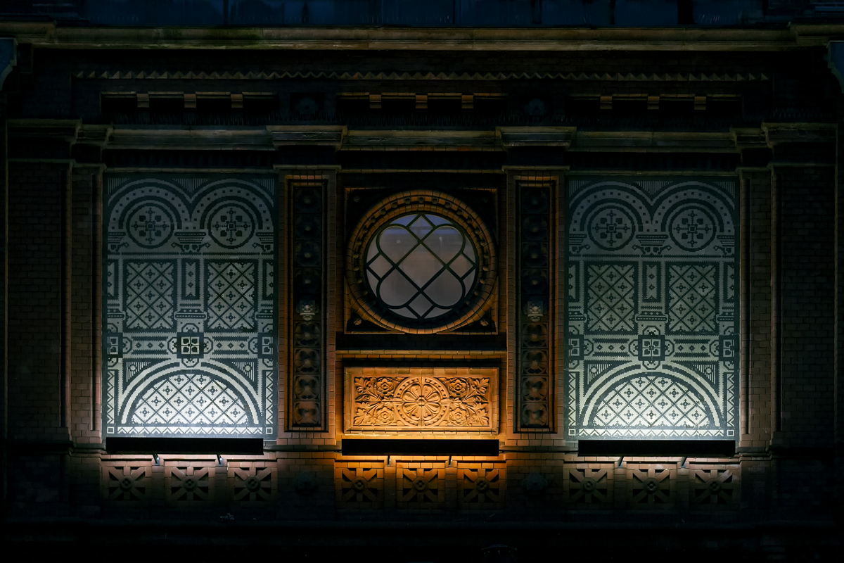 Berlin Hackescher Markt station