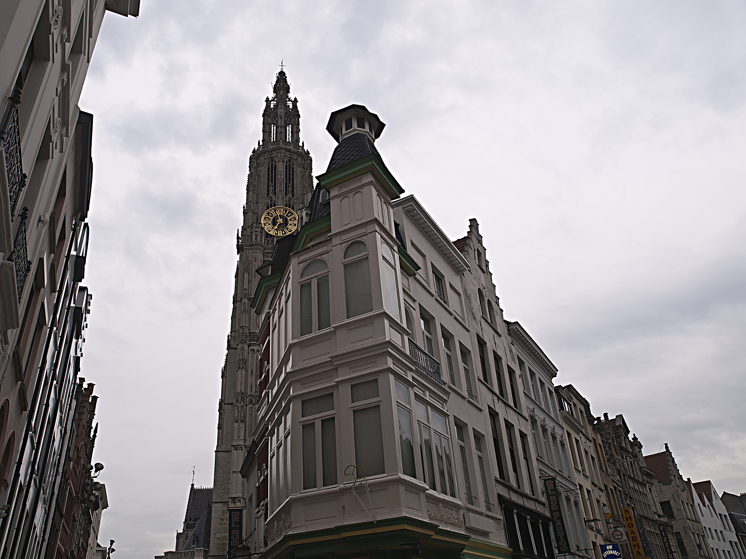 The Belgian Flat Iron