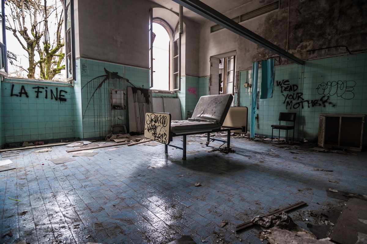 If that bed could speak