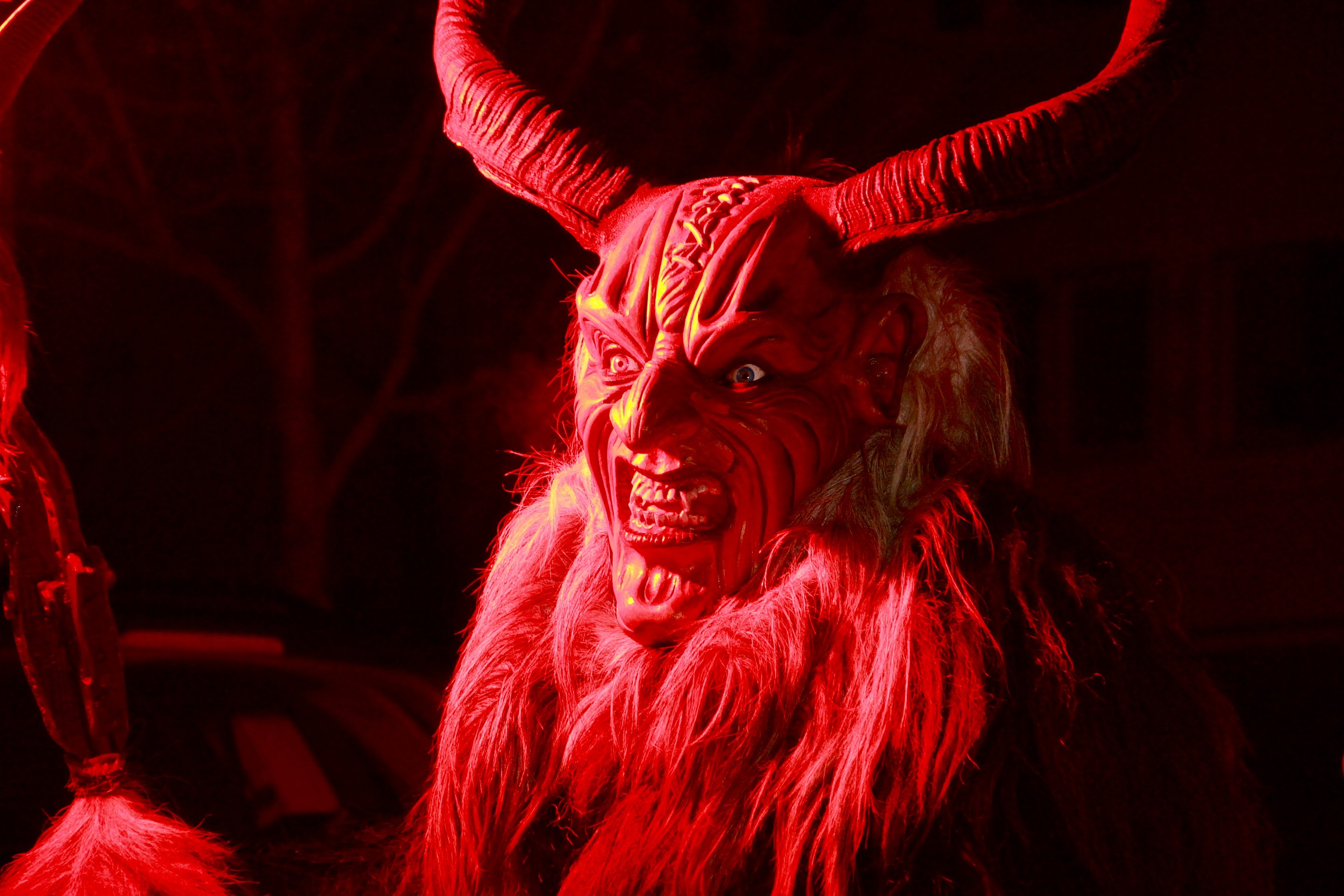 Krampus nel paese di Cornaiano (bz)