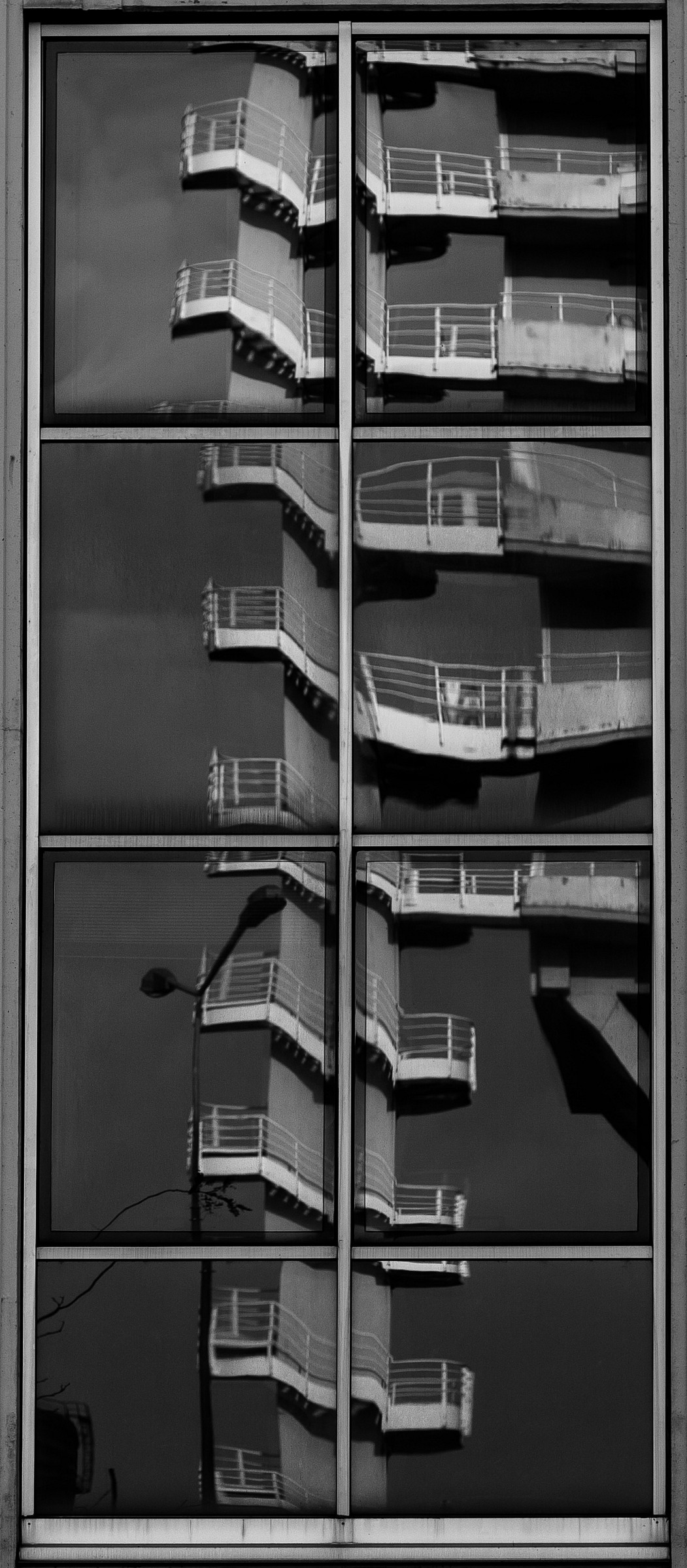 Una finestra fatta di scale